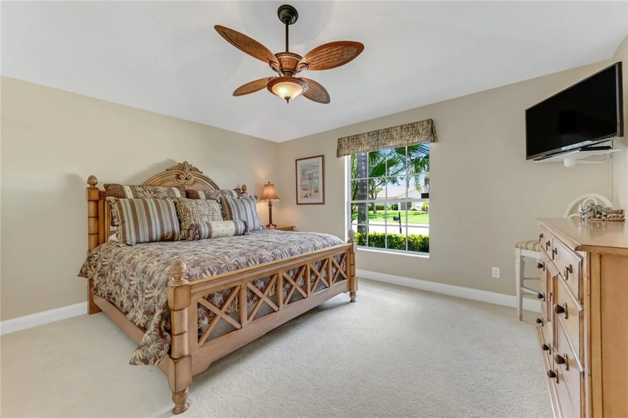 Property Slideshow image 29 of 59 | 1383 coconut palm cir, Port Orange, FL, 32128