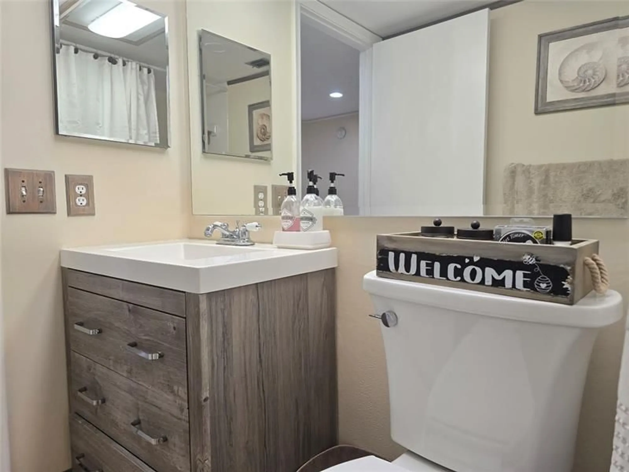 Property Slideshow image 13 of 68 | 1606 abaco dr e1, Coconut Creek, FL, 33066