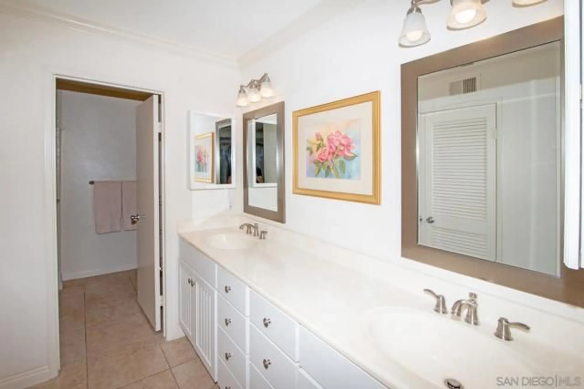 Property Slideshow image 33 of 41 | 17762 plaza acosta, San Diego, CA, 92128