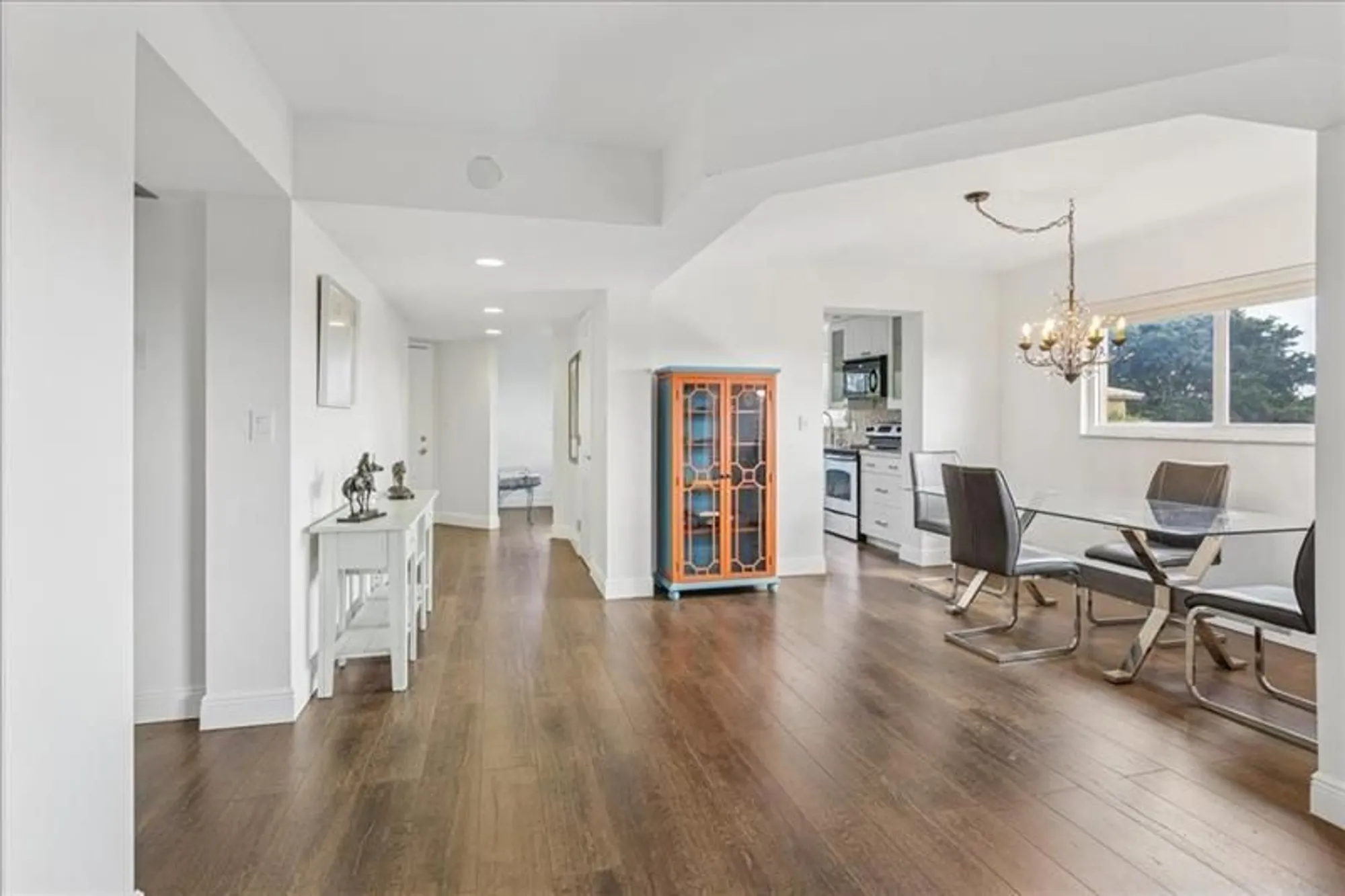 Property Slideshow image 9 of 21 | 1601 abaco dr a4, Coconut Creek, FL, 33066