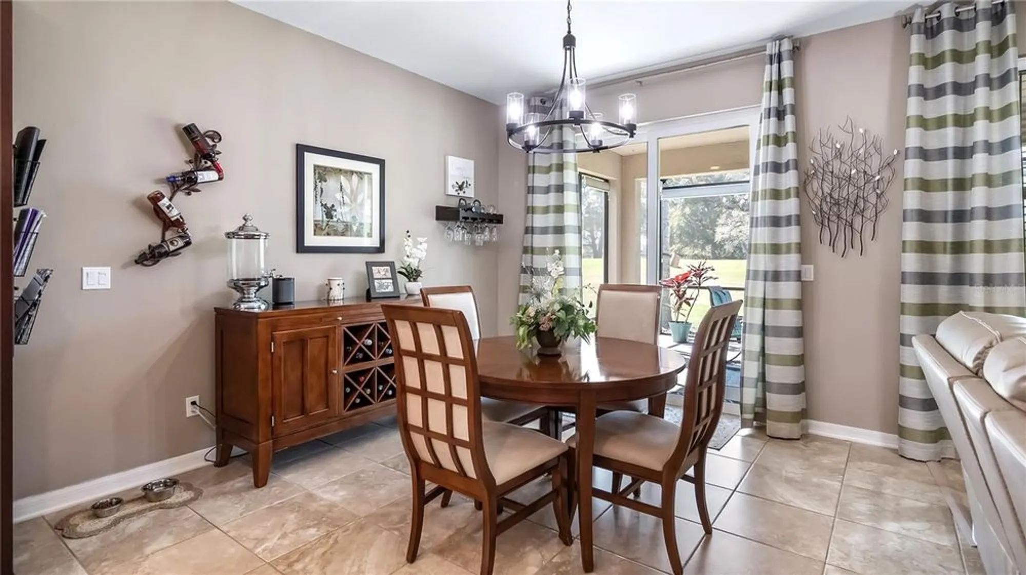 Property Slideshow image 7 of 47 | 26747 white plains way, Leesburg, FL, 34748