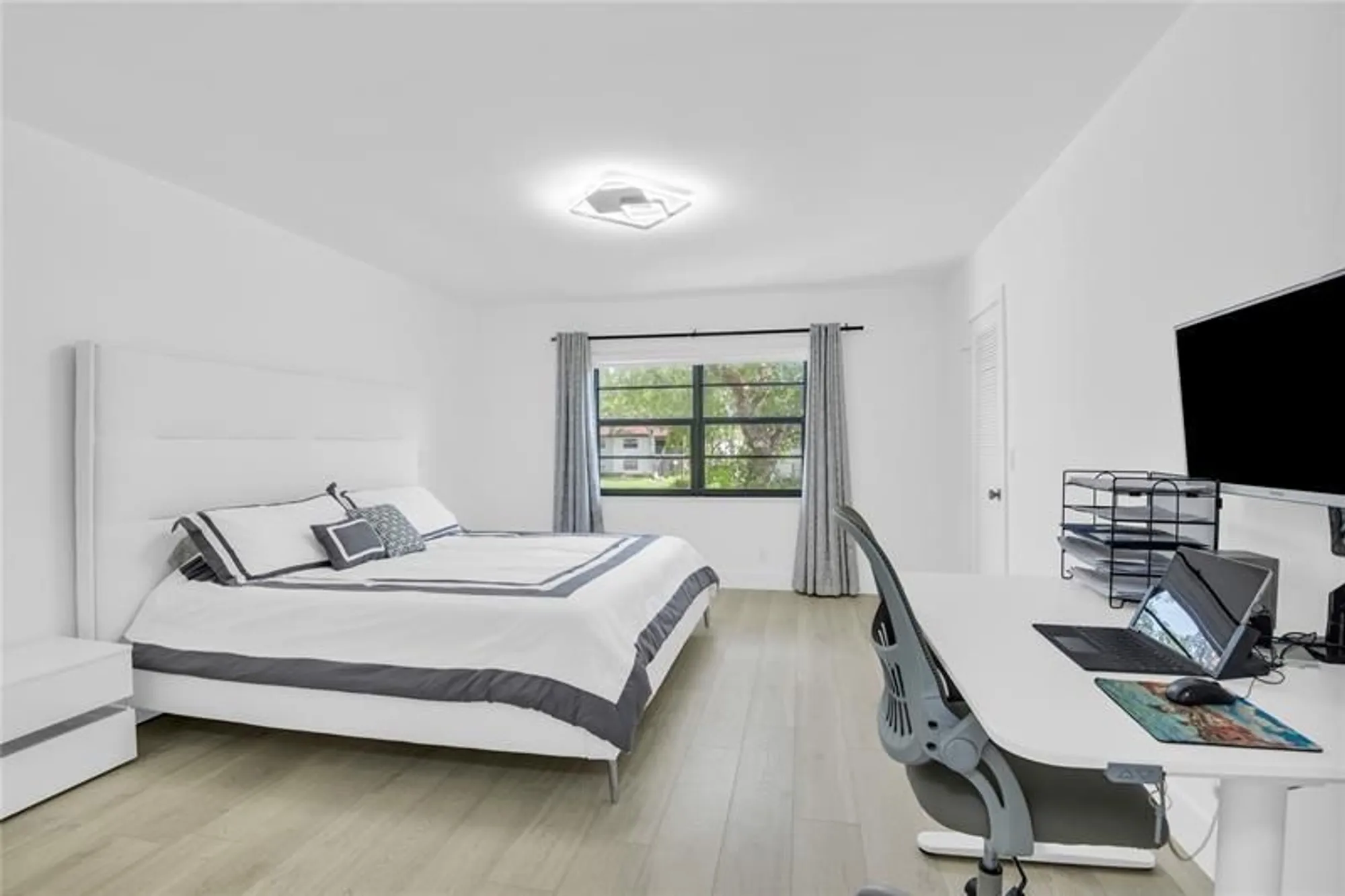 Property Slideshow image 25 of 45 | 21364 cypress hammock dr l, Boca Raton, FL, 33428