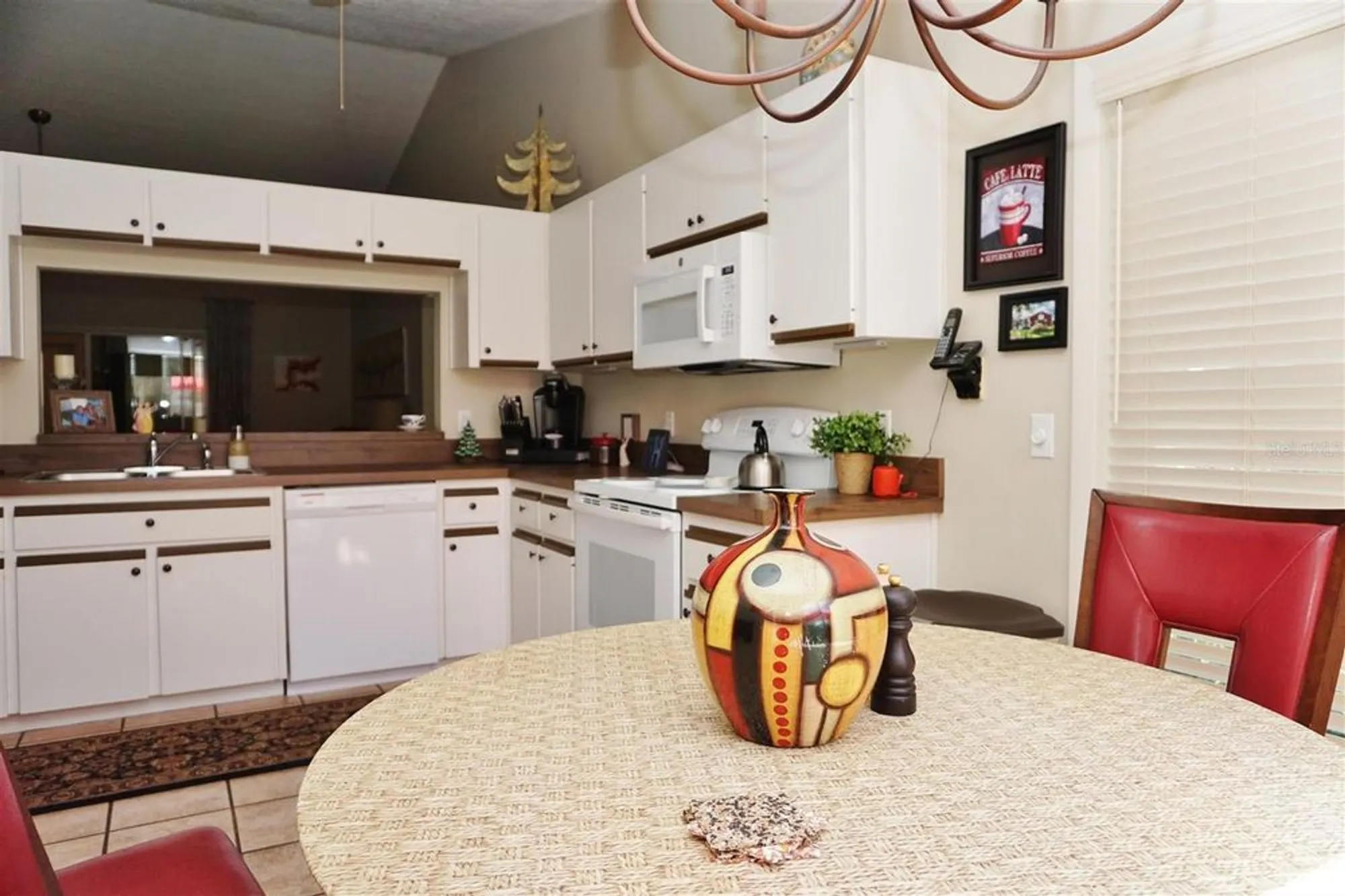 Property Slideshow image 14 of 54 | 1602 n foxboro loop, Crystal River, FL, 34429