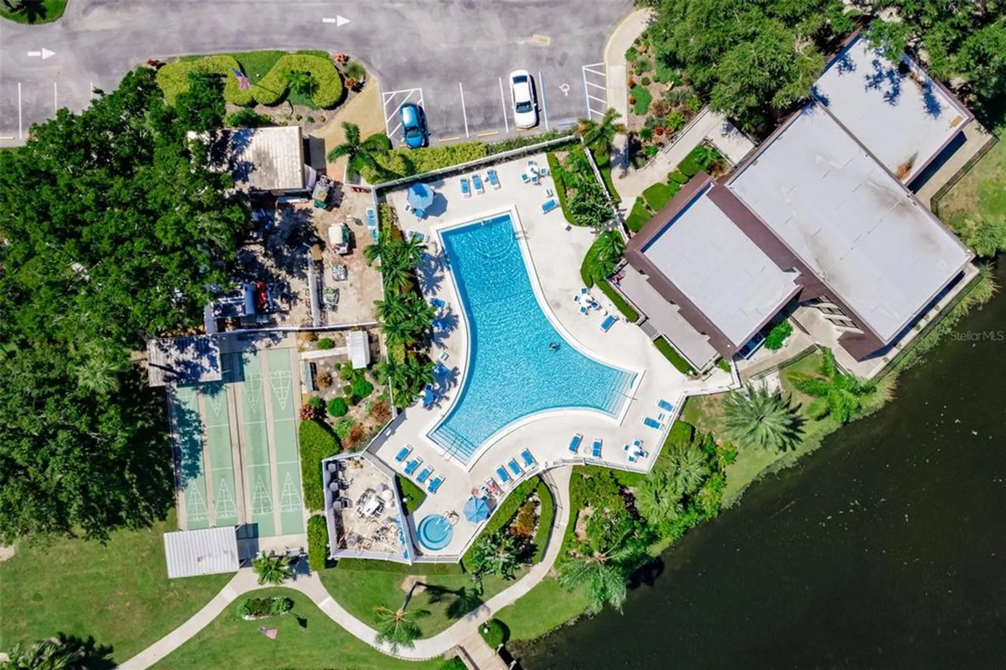 Property Slideshow image 37 of 40 | 14130 rosemary ln apt 5114, Largo, FL, 33774