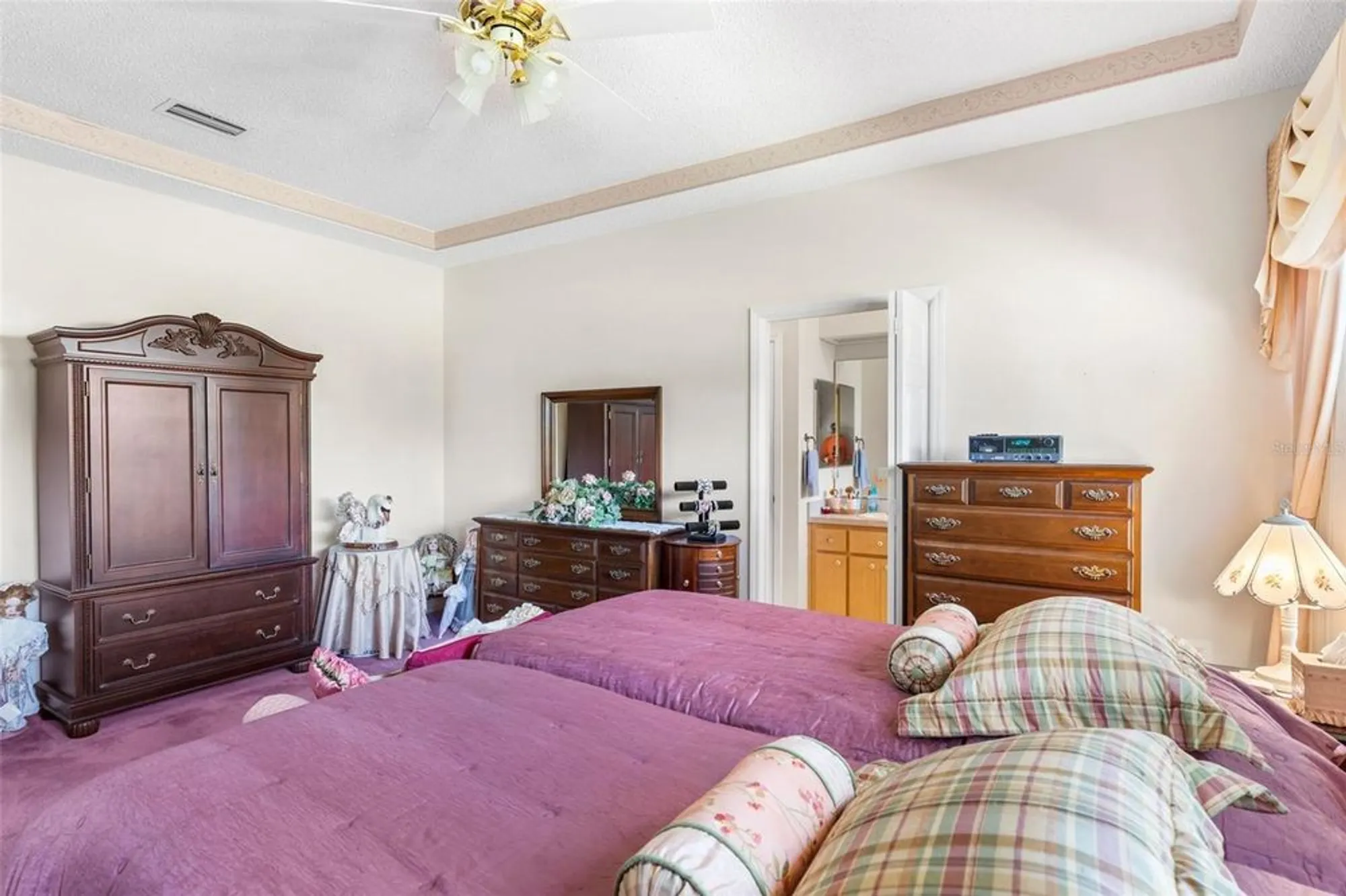 Property Slideshow image 13 of 68 | 5619 prince andrew ct, Leesburg, FL, 34748