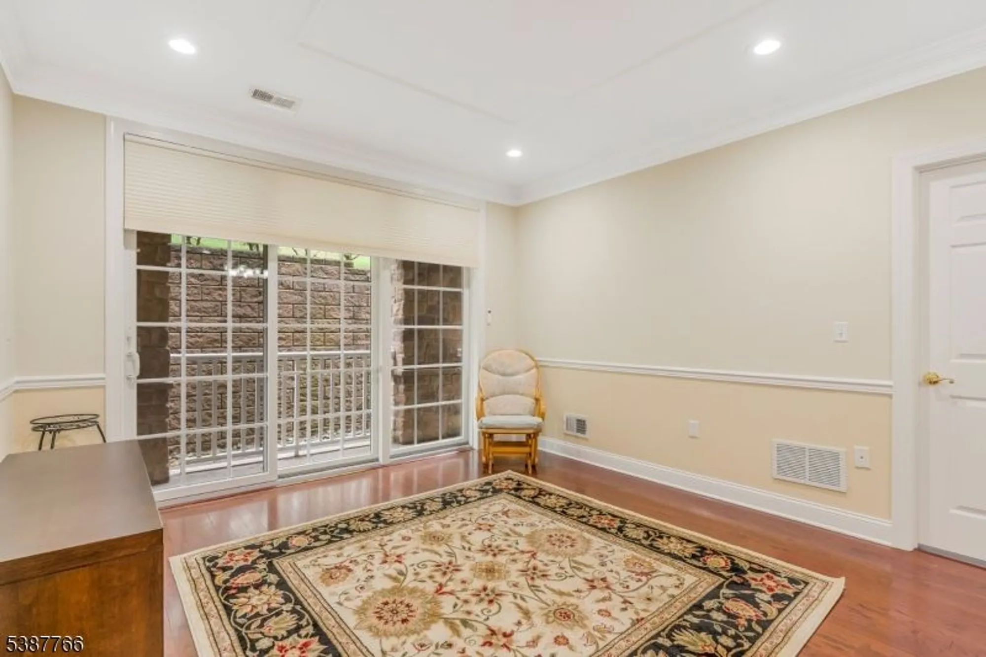 Property Slideshow image 4 of 27 | 259 victoria dr, Bridgewater, NJ, 08807