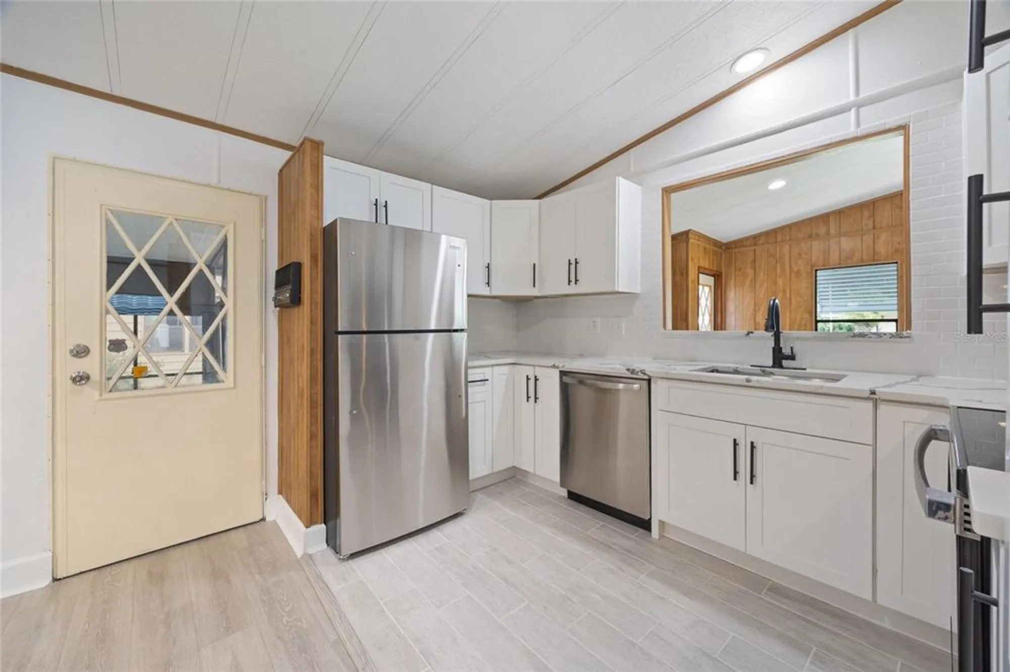 Property Slideshow image 12 of 27 | 712 jason dr, The Villages, FL, 32159