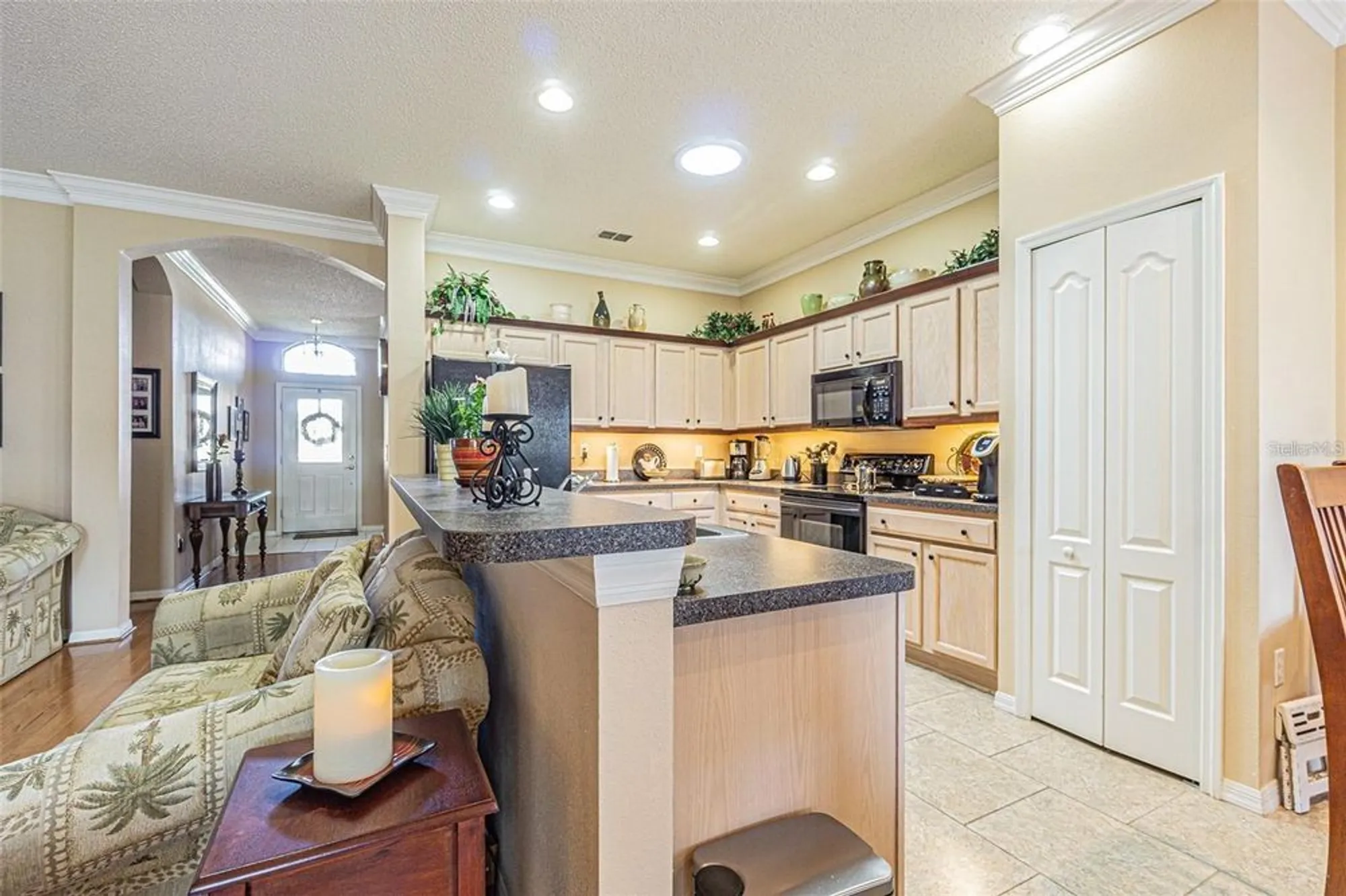 Property Slideshow image 9 of 26 | 2514 sandy hill ct, Holiday, FL, 34691