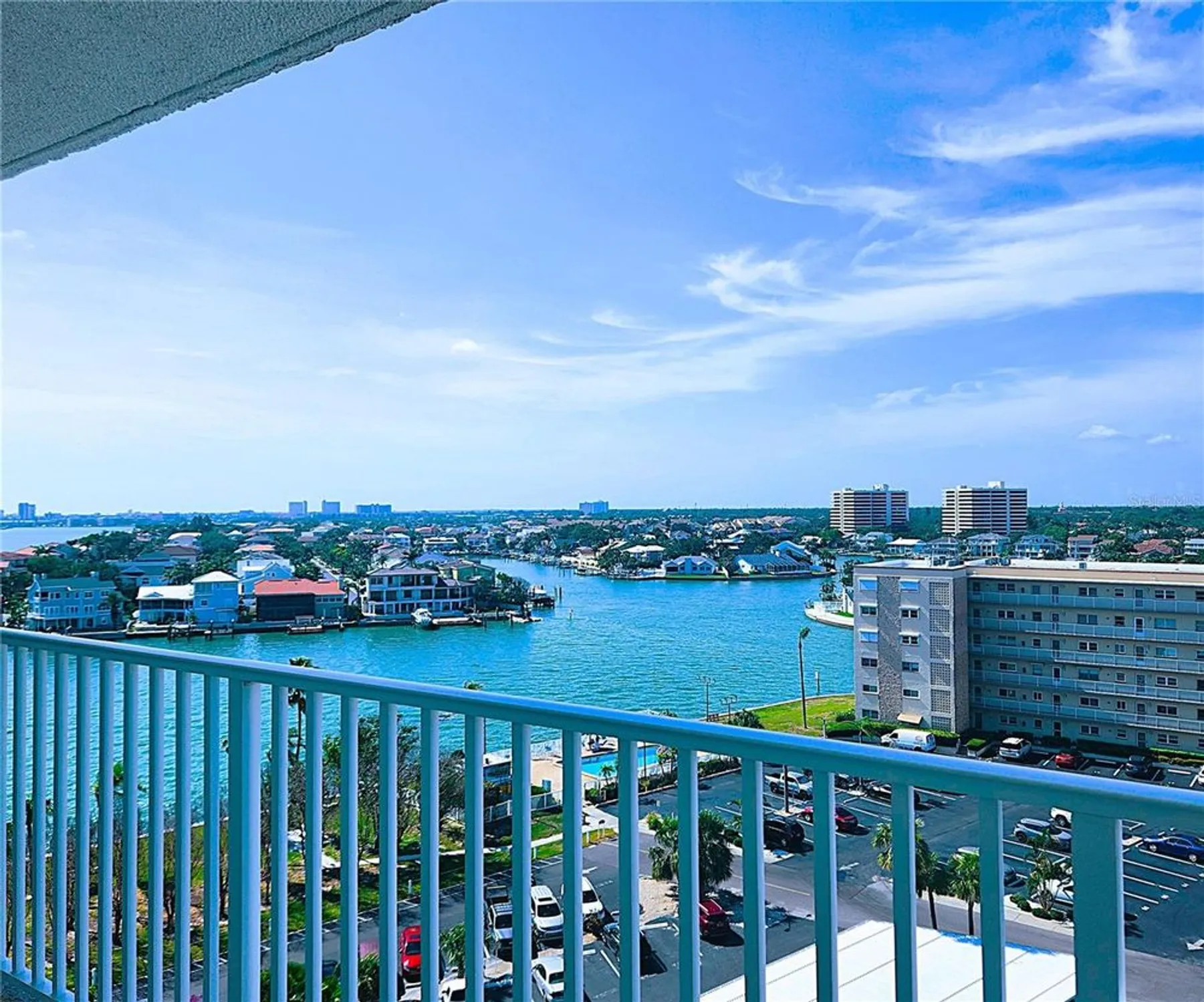 Property Slideshow image 11 of 59 | 6060 shore blvd 903, Gulfport, FL, 33707