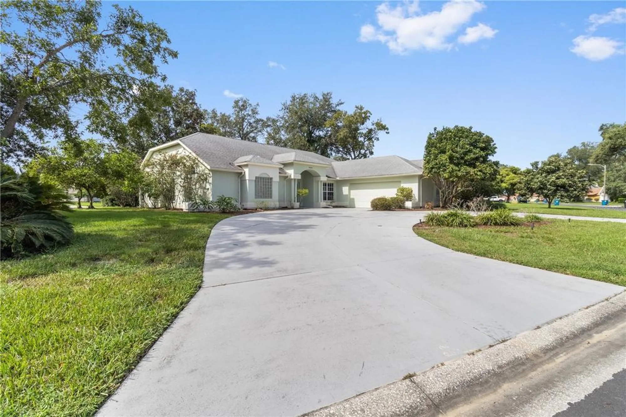 Property Slideshow image 38 of 57 | 9400 merriweather dr, Weeki Wachee, FL, 34613