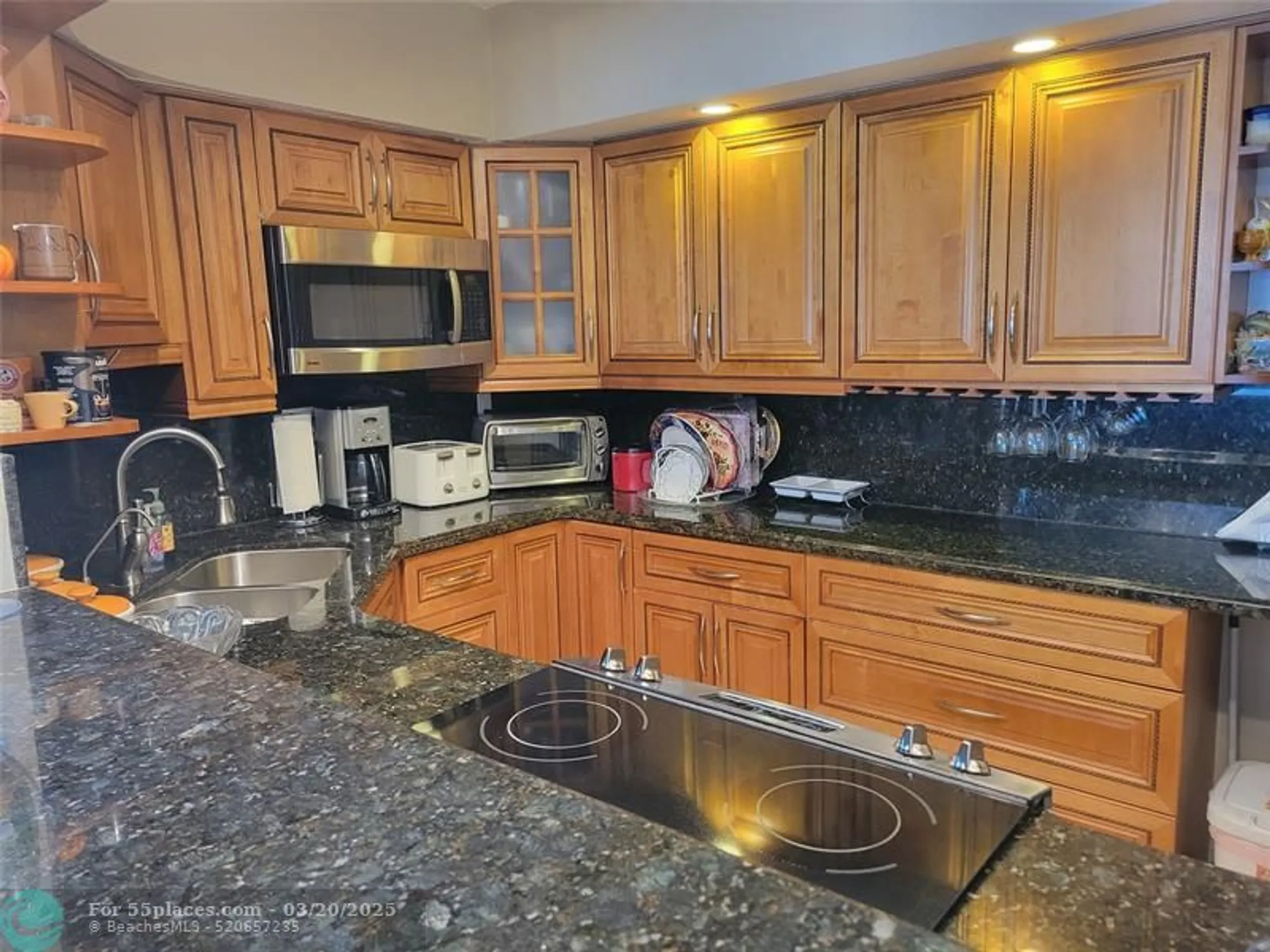 Property Slideshow image 5 of 33 | 3233 ne 34th st 322, Fort Lauderdale, FL, 33308