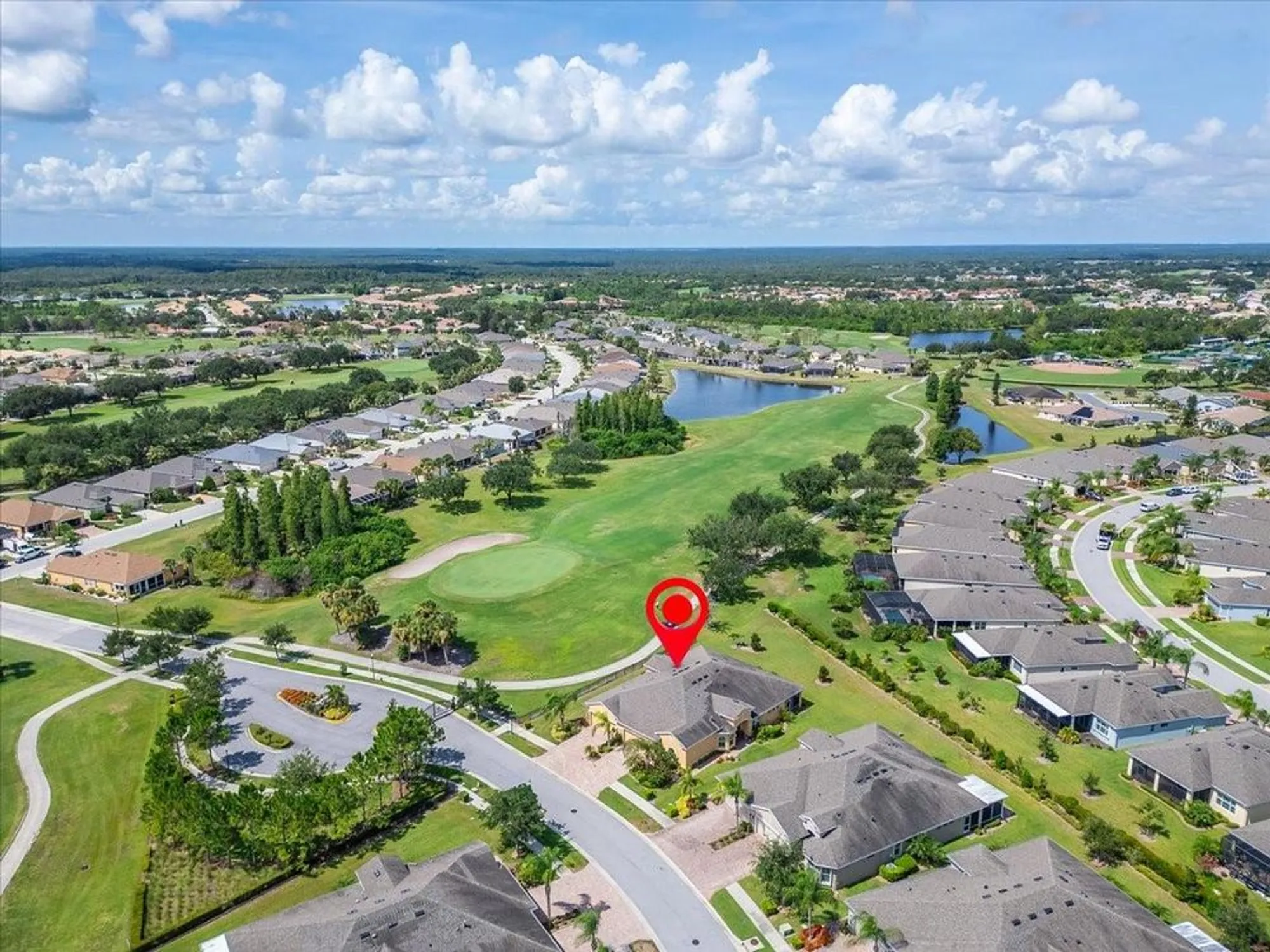 Property Slideshow image 2 of 66 | 821 chipper dr, Sun City Center, FL, 33573