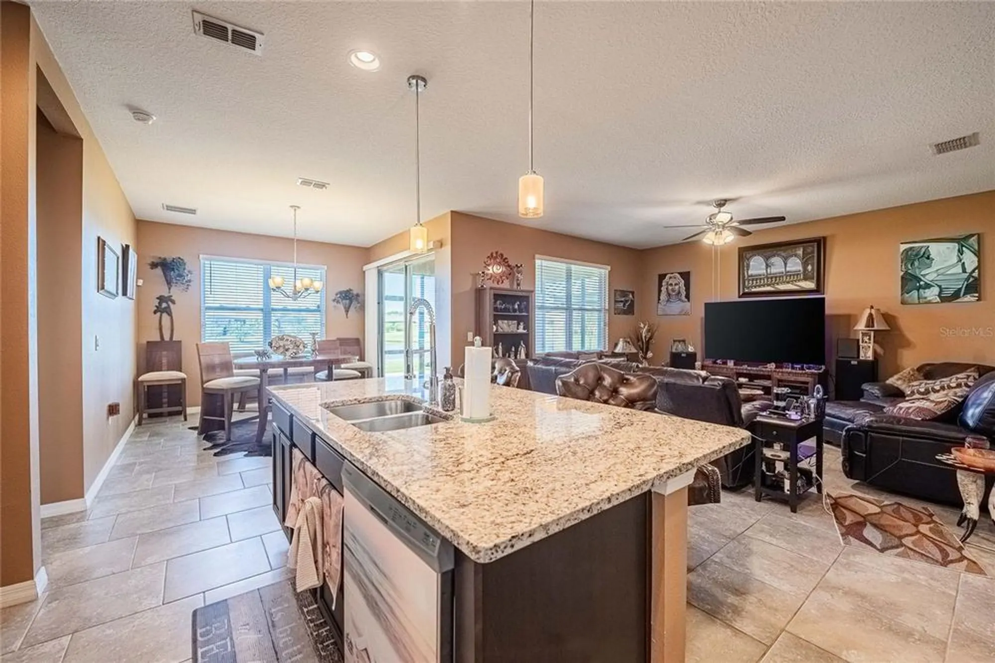 Property Slideshow image 23 of 52 | 2667 canyon crest dr, Lakeland, FL, 33811