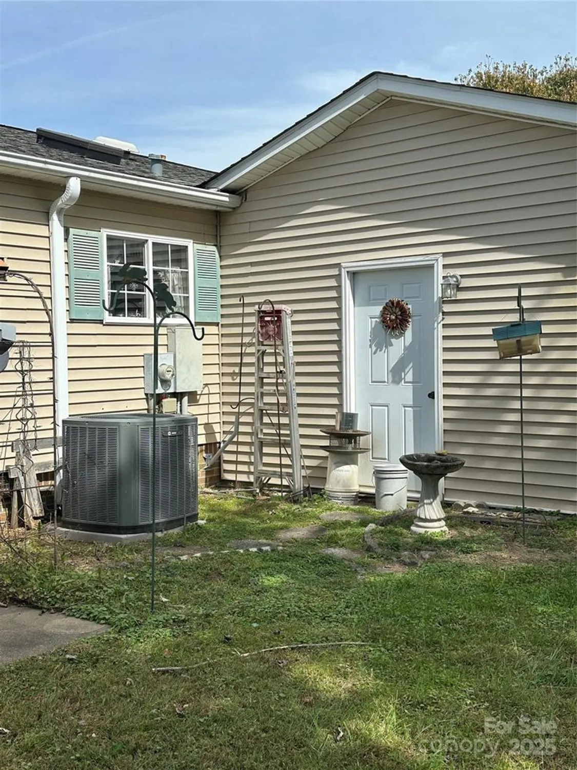 Property Slideshow image 27 of 28 | 308 riverwind dr, Hendersonville, NC, 28739