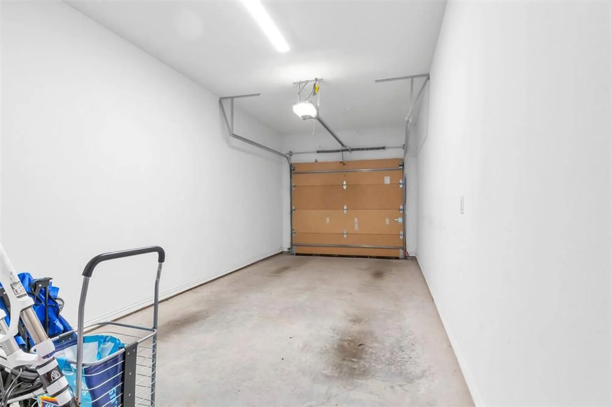 Property Slideshow image 29 of 34 | 1735 wittington pl apt 2302, Dallas, TX, 75234