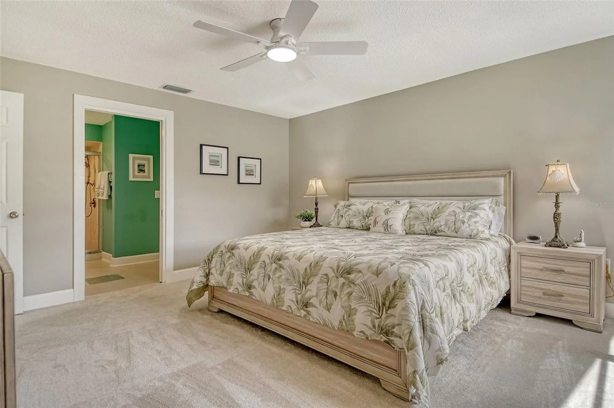 Property Slideshow image 24 of 68 | 143 whispering sands dr # v30, Sarasota, FL, 34242