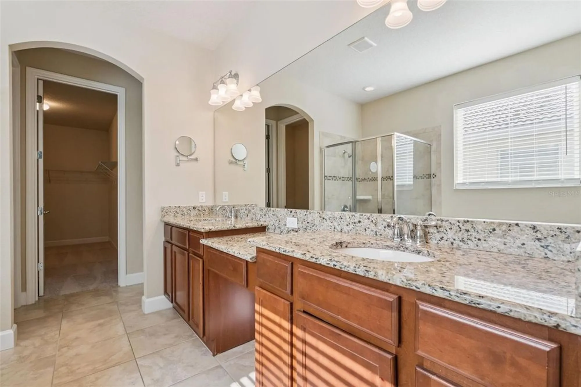 Property Slideshow image 16 of 67 | 11807 padua ln, Orlando, FL, 32827