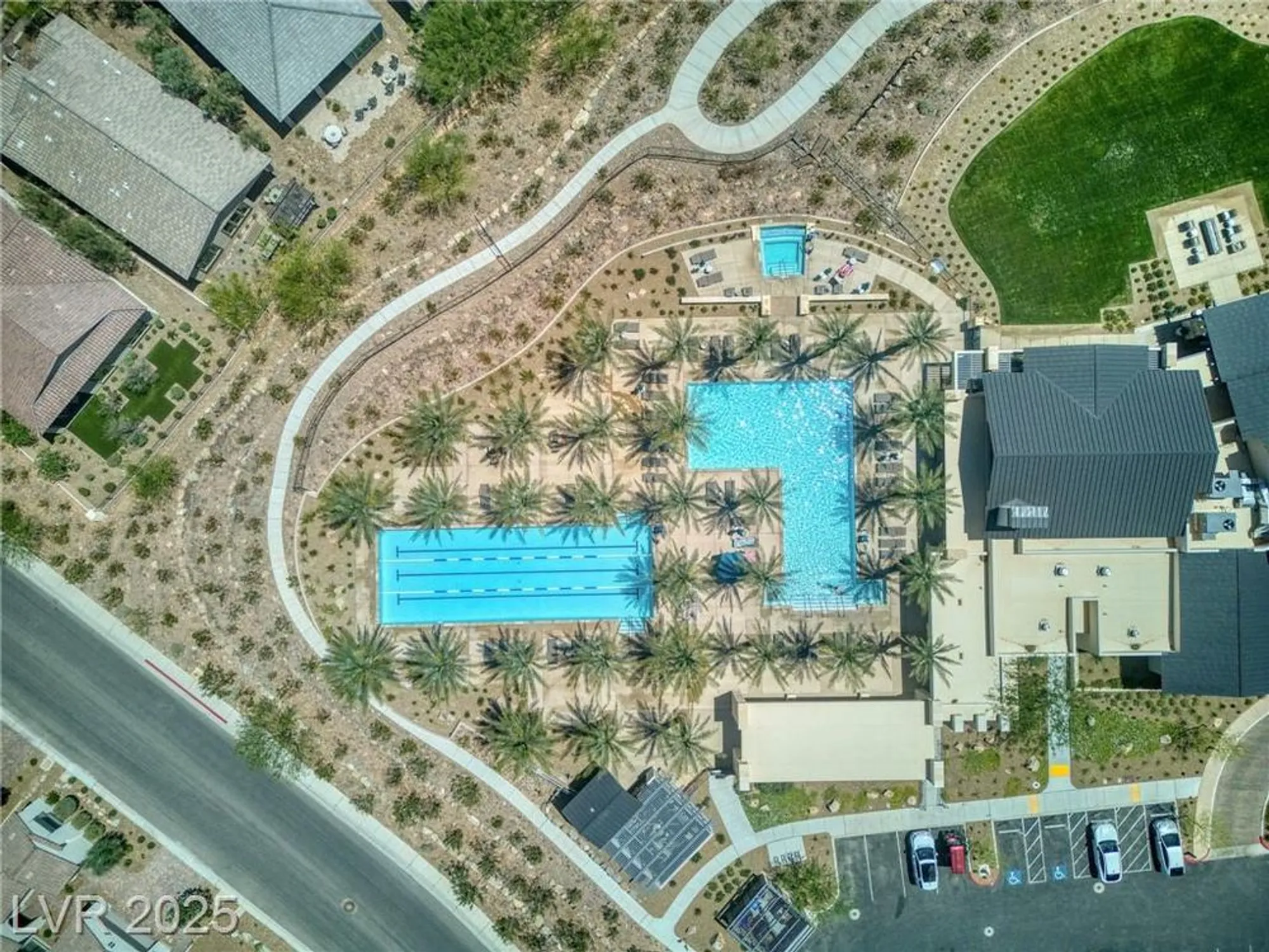 Property Slideshow image 39 of 44 | 25 red creek bluff st, Henderson, NV, 89011