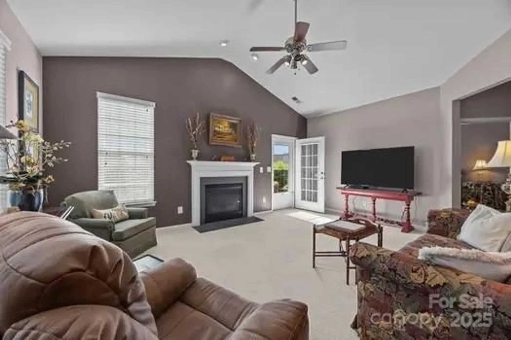 Property Slideshow image 8 of 44 | 253 garnet ct, Fort Mill, SC, 29708
