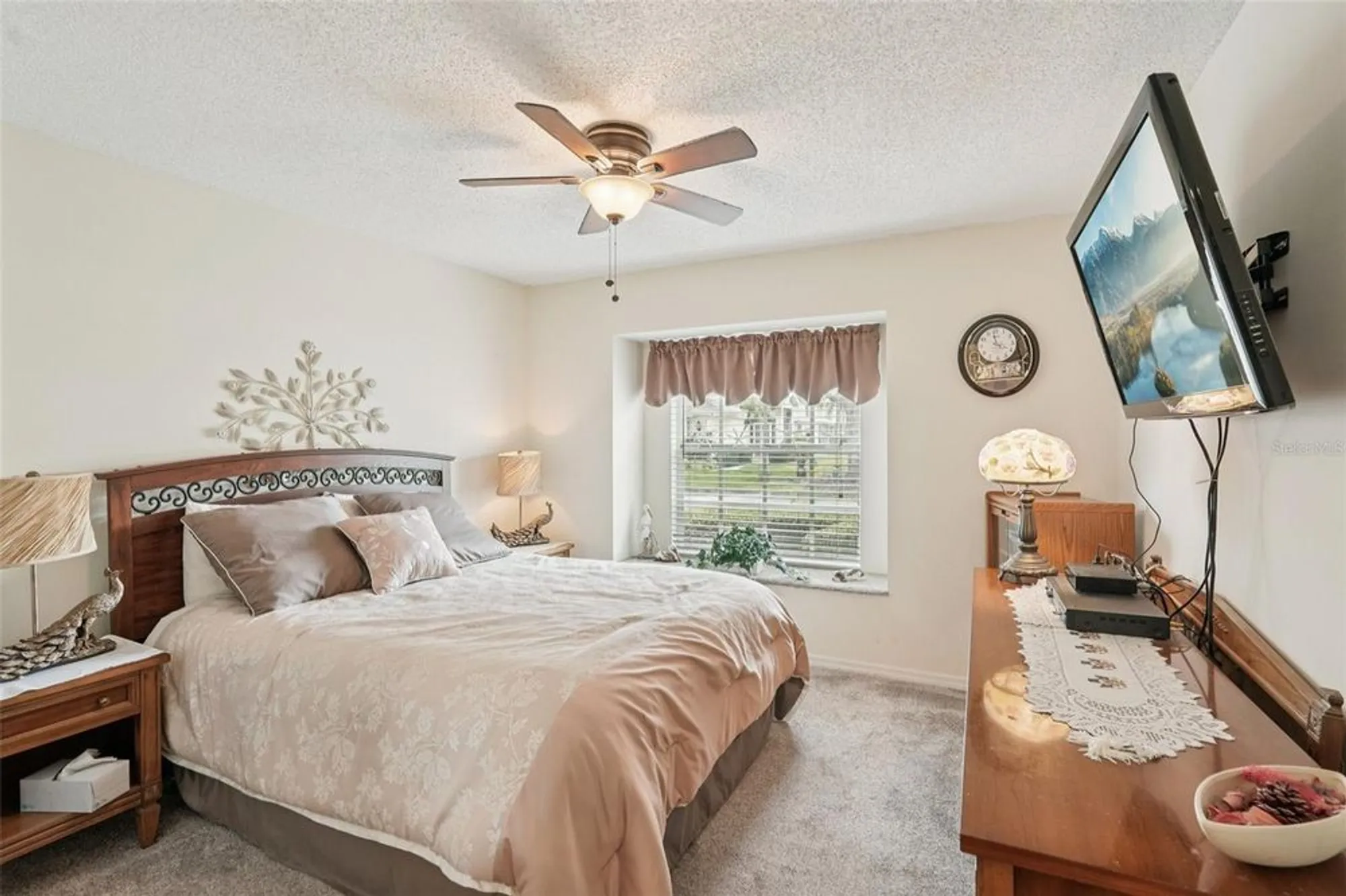 Property Slideshow image 12 of 47 | 2461 nantucket harbor loop, Sun City Center, FL, 33573