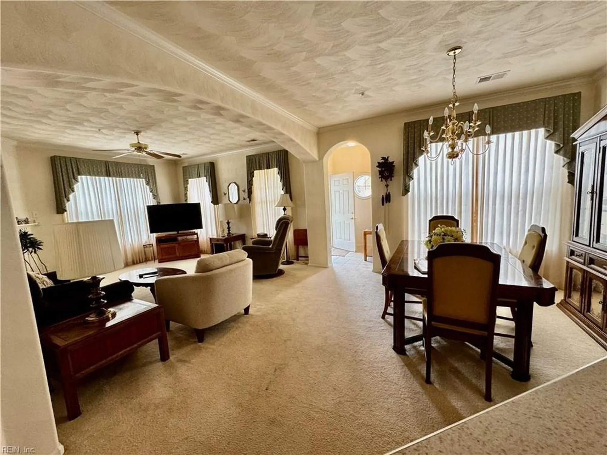 Property Slideshow image 4 of 37 | 2811 loveliness ct, Virginia Beach, VA, 23456