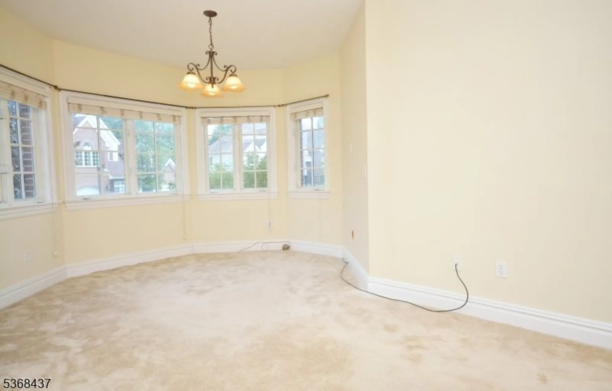 Property Slideshow image 24 of 30 | 35 schmidt cir, Watchung, NJ, 07069