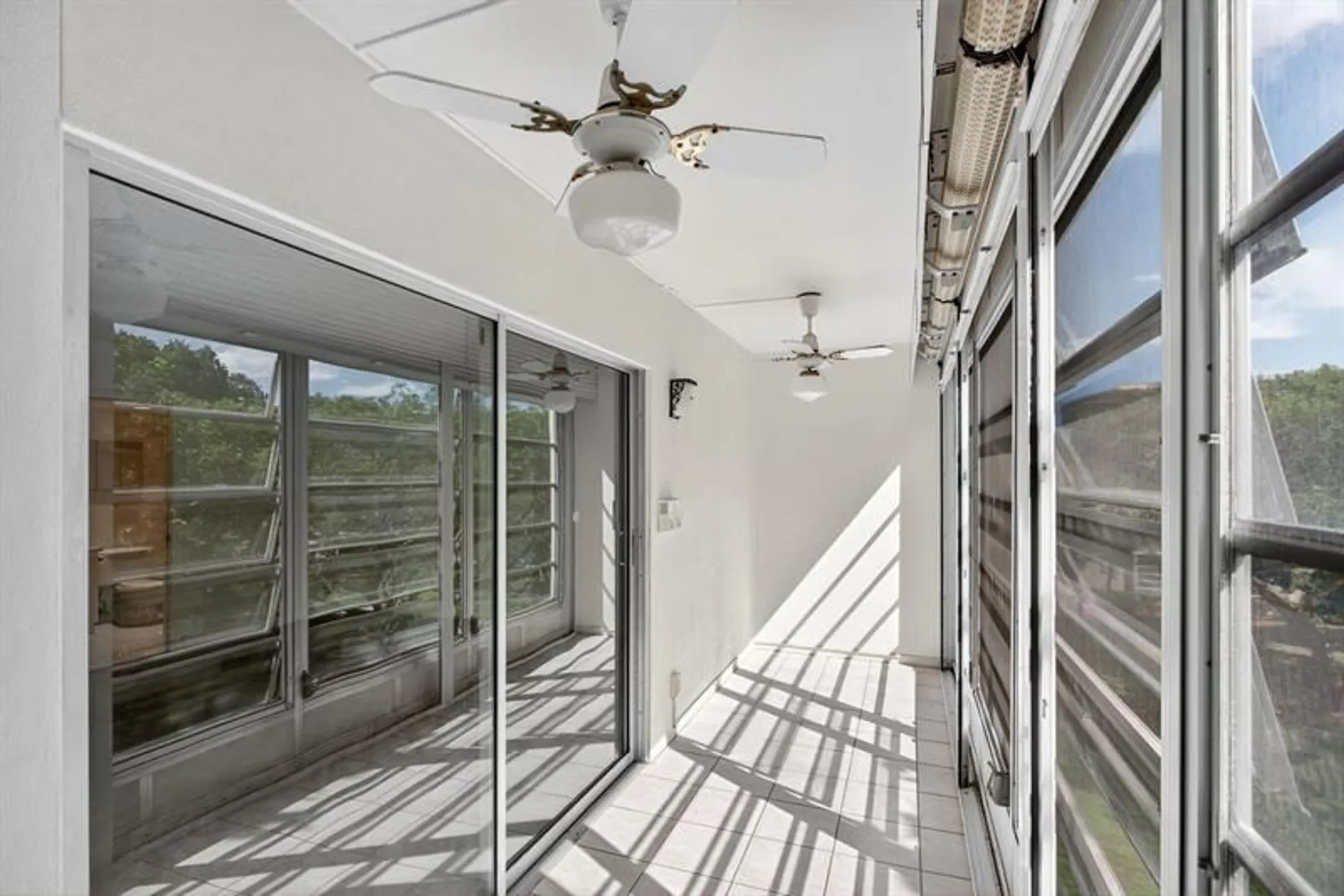 Property Slideshow image 21 of 60 | 2401 antigua cir e3, Coconut Creek, FL, 33066