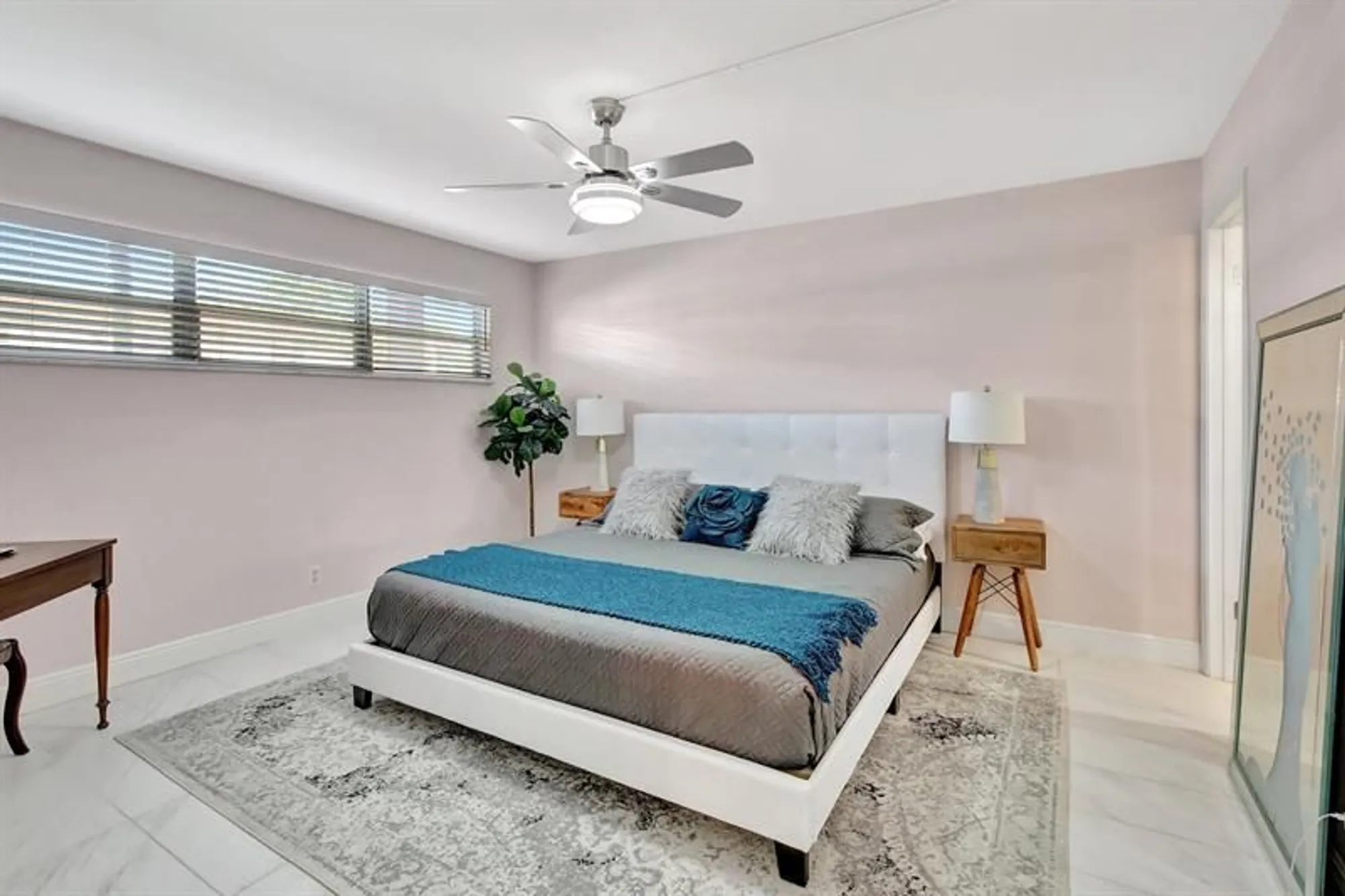Property Slideshow image 6 of 17 | 700 s hollybrook dr apt 104, Pembroke Pines, FL, 33025