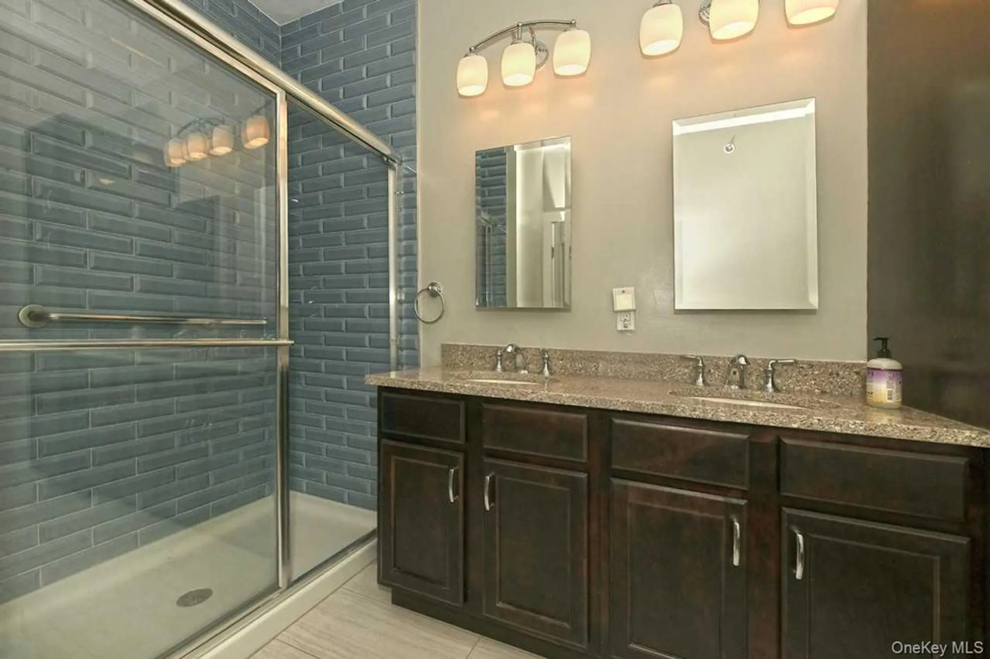 Property Slideshow image 13 of 20 | 123 emanuel way, East Meadow, NY, 11554