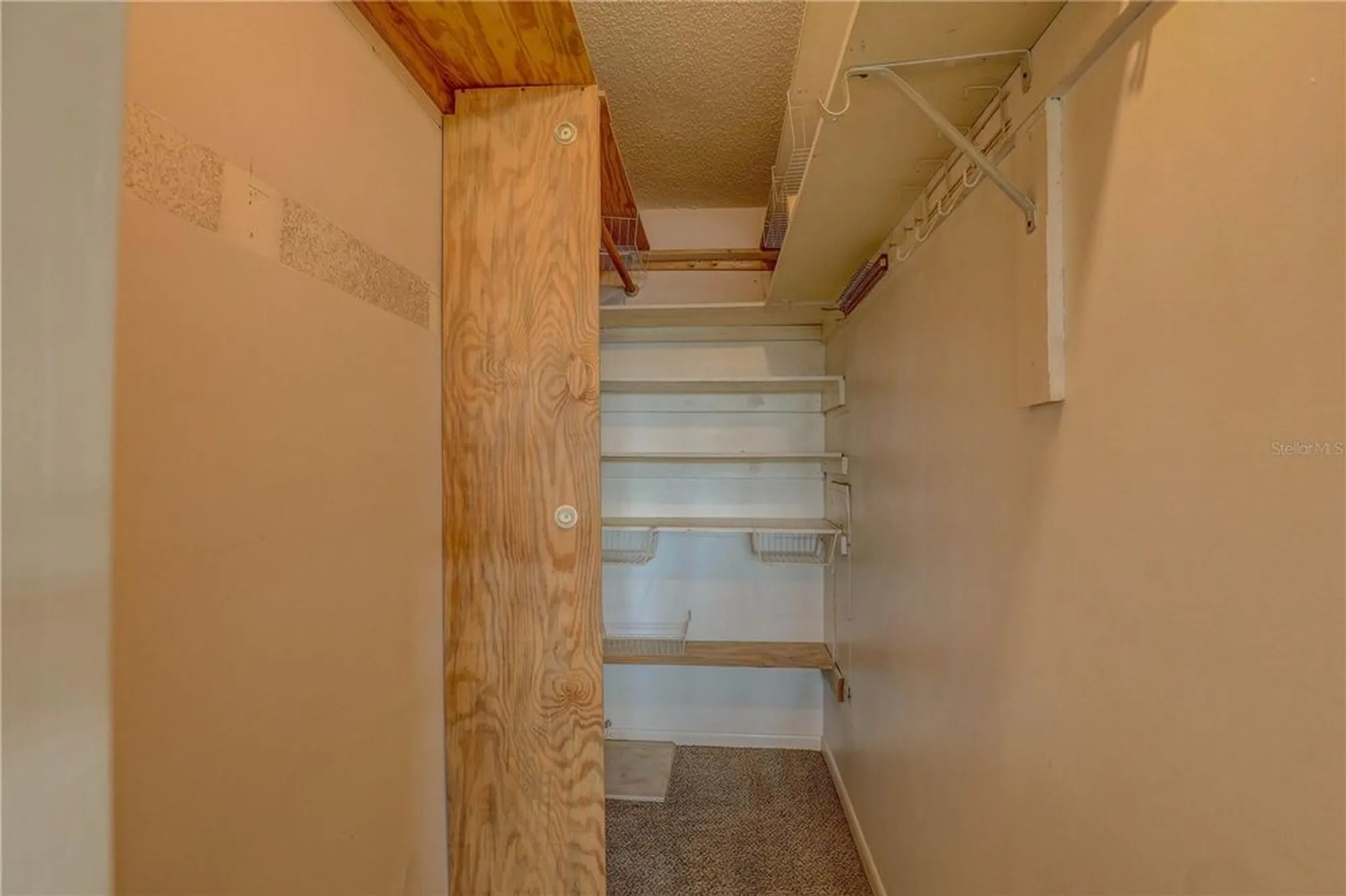 Property Slideshow image 19 of 41 | 5501 80th st n unit 406, Saint Petersburg, FL, 33709
