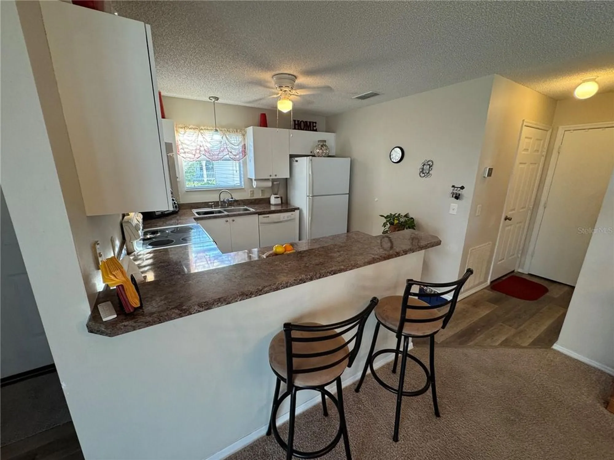 Property Slideshow image 13 of 21 | 482 hildalgo dr, The Villages, FL, 32159