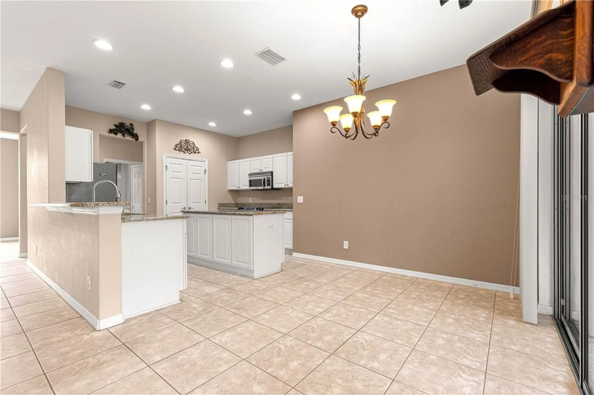 Property Slideshow image 19 of 72 | 8961 se 130th loop, Summerfield, FL, 34491