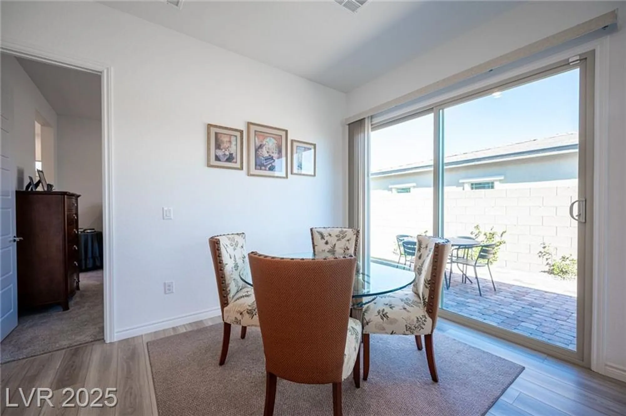 Property Slideshow image 12 of 46 | 932 belleforte ln, Las Vegas, NV, 89138