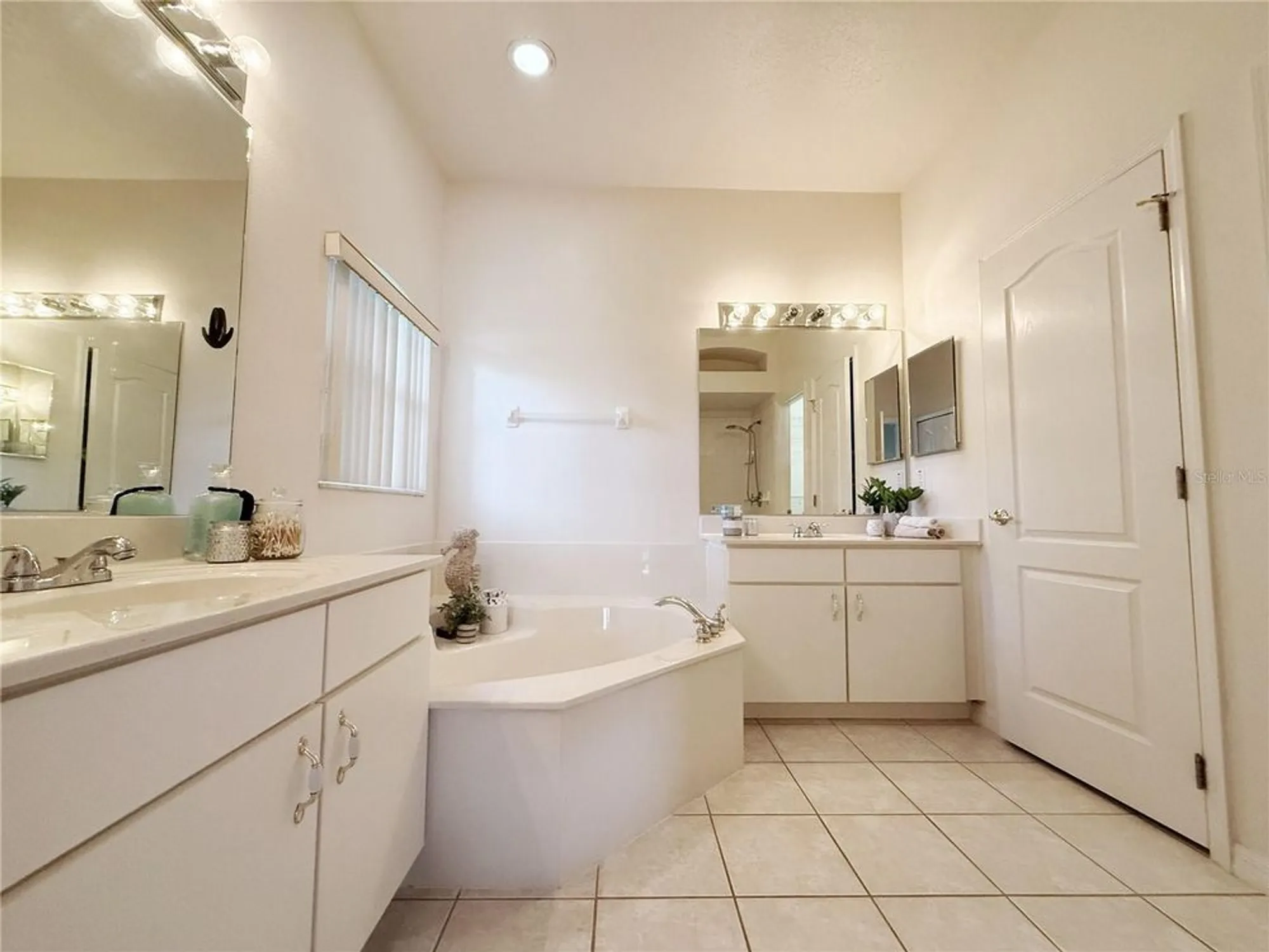 Property Slideshow image 20 of 53 | 3416 capland ave, Clermont, FL, 34711