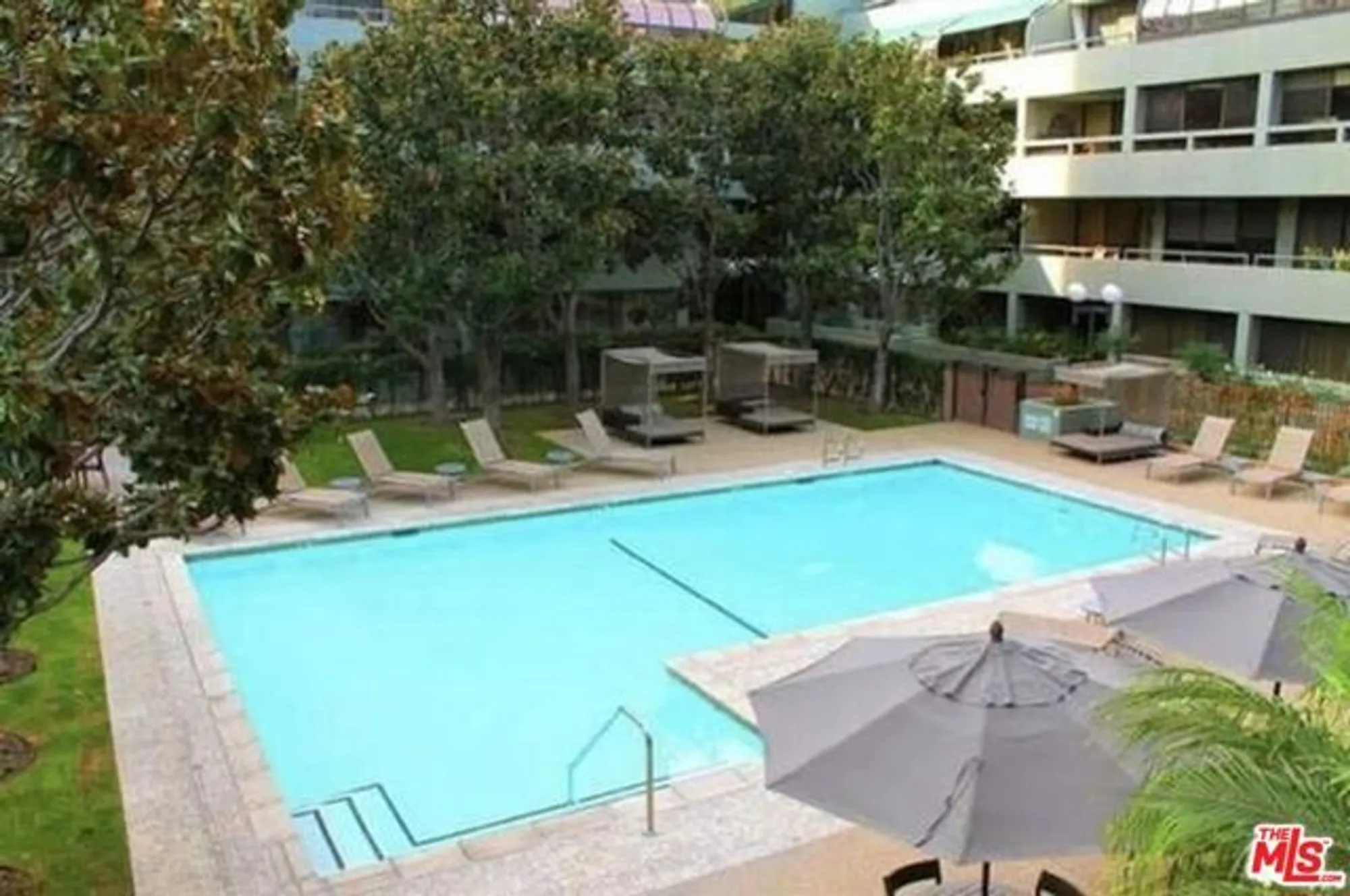 Property Slideshow image 10 of 10 | 267 s san pedro st unit 306, Los Angeles, CA, 90012