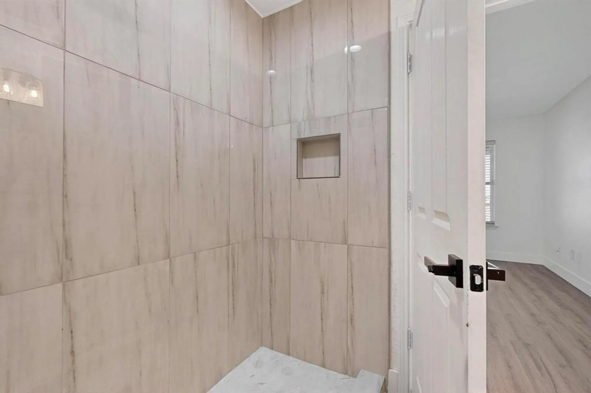 Property Slideshow image 19 of 33 | 1368 troon dr, Frisco, TX, 75036