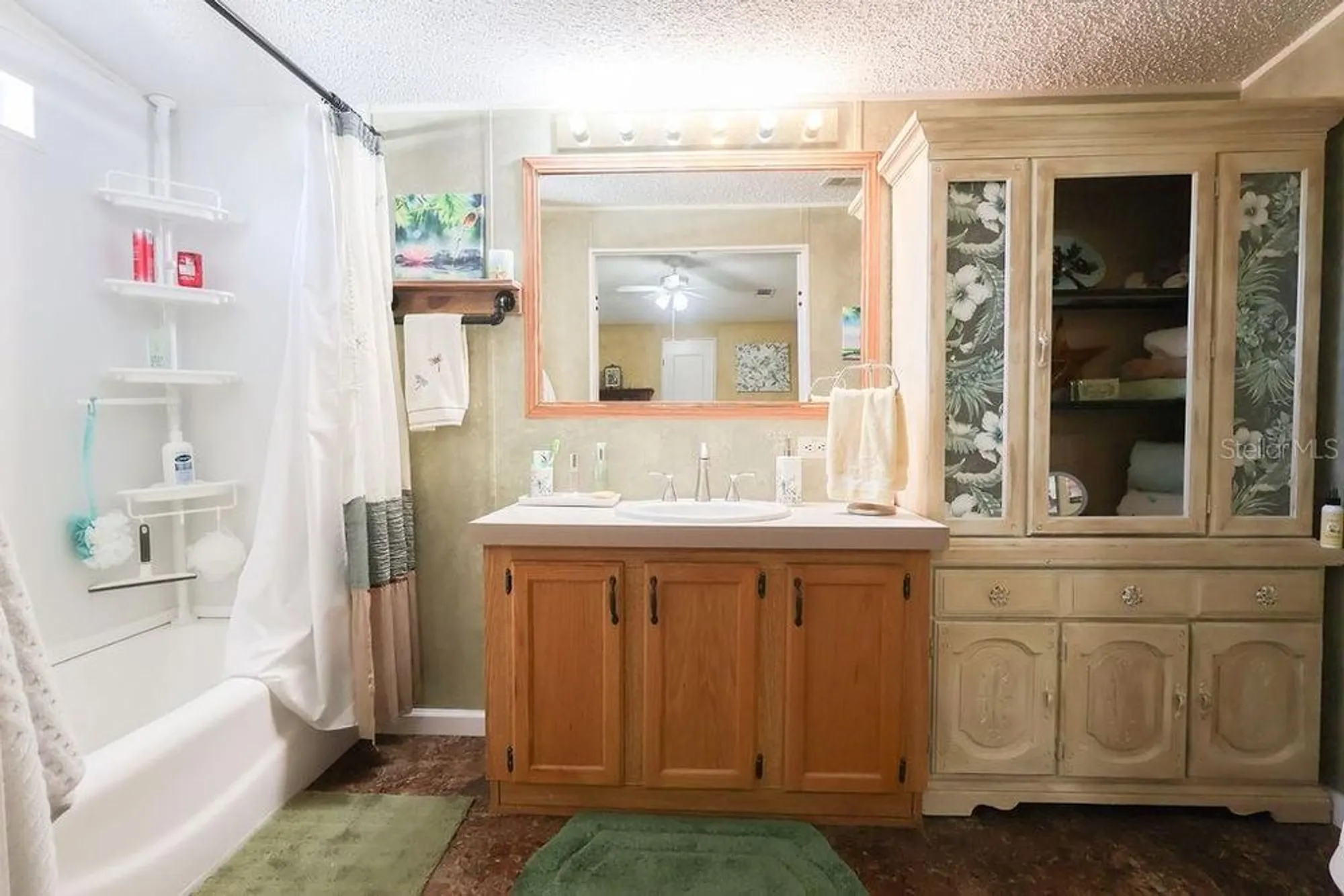 Property Slideshow image 8 of 45 | 8783 sw 66th ter, Ocala, FL, 34476