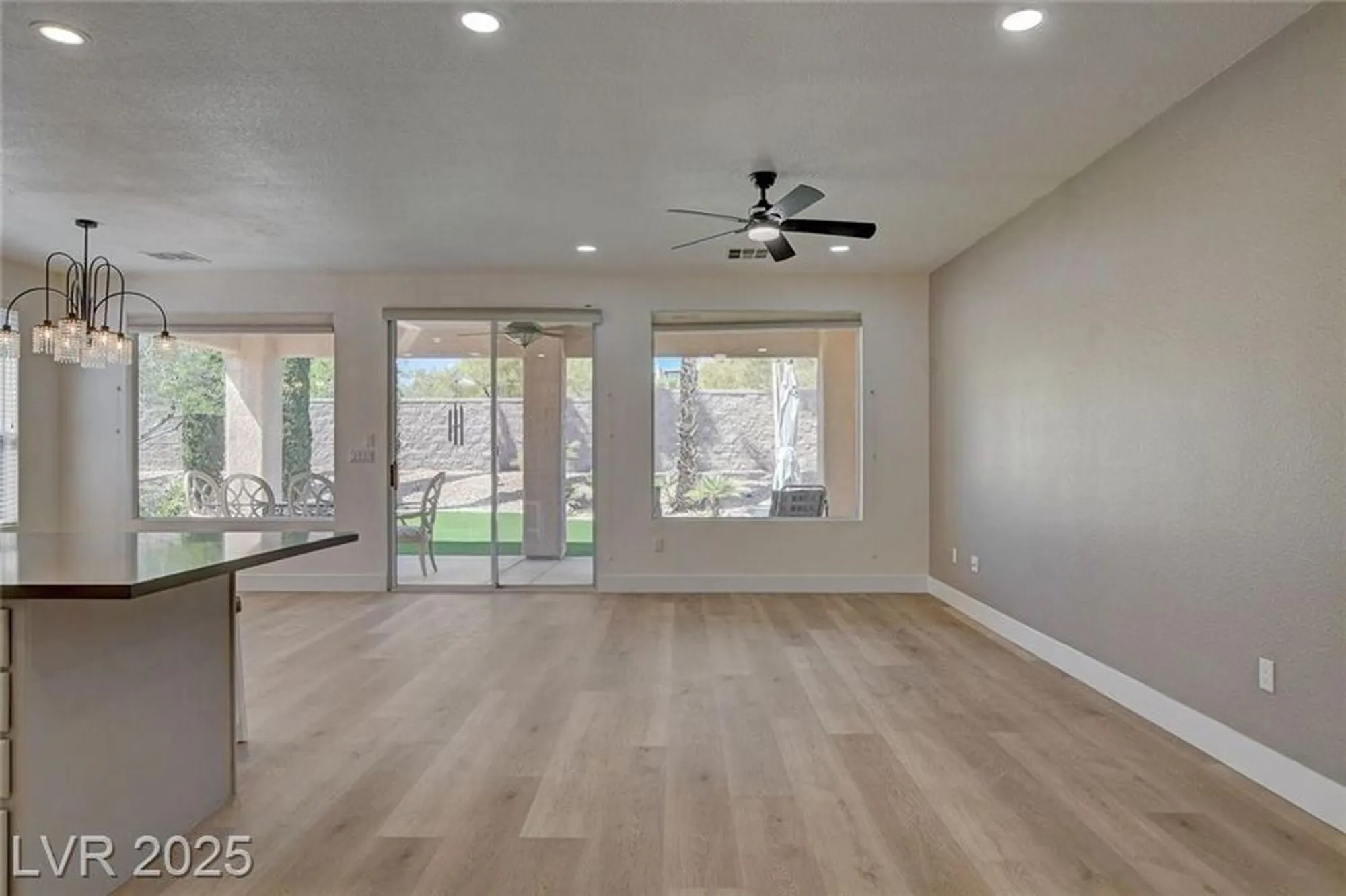 Property Slideshow image 17 of 48 | 4379 bella cascada st, Las Vegas, NV, 89135