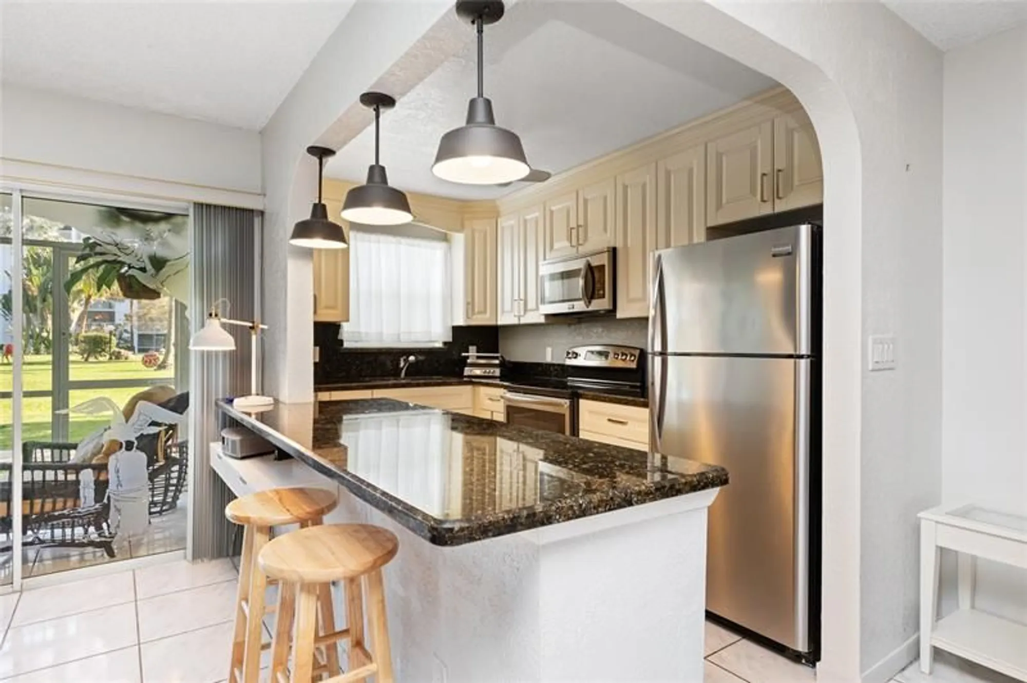 Property Slideshow image 14 of 54 | 2731 ne 14th street cswy 110, Pompano Beach, FL, 33062