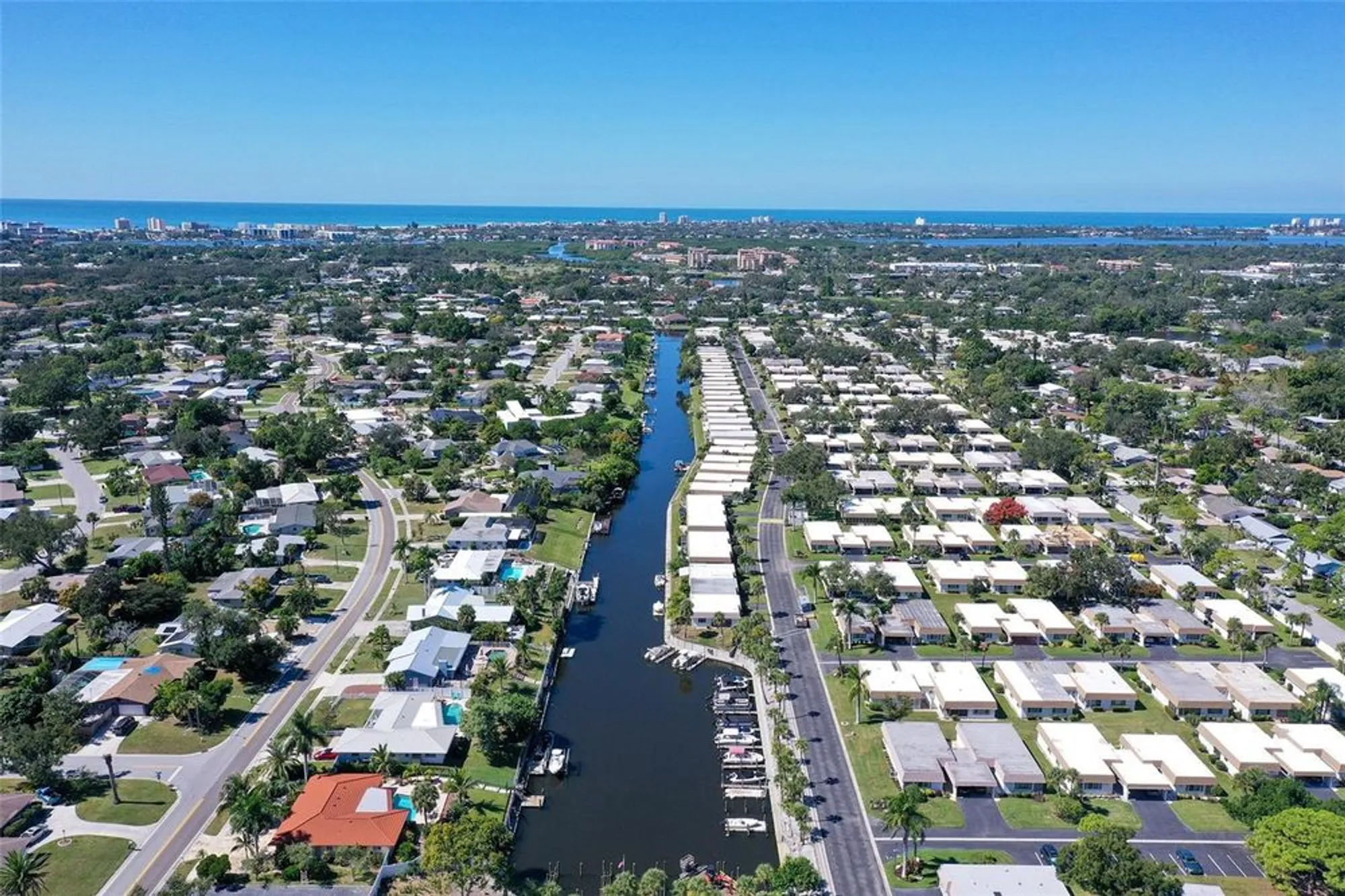 Property Slideshow image 42 of 47 | 5474 riverbluff cir v35, Sarasota, FL, 34231