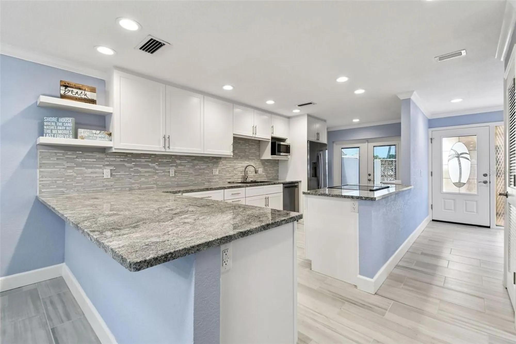 Property Slideshow image 5 of 51 | 334 boca ciega point blvd # 606, St Petersburg, FL, 33708