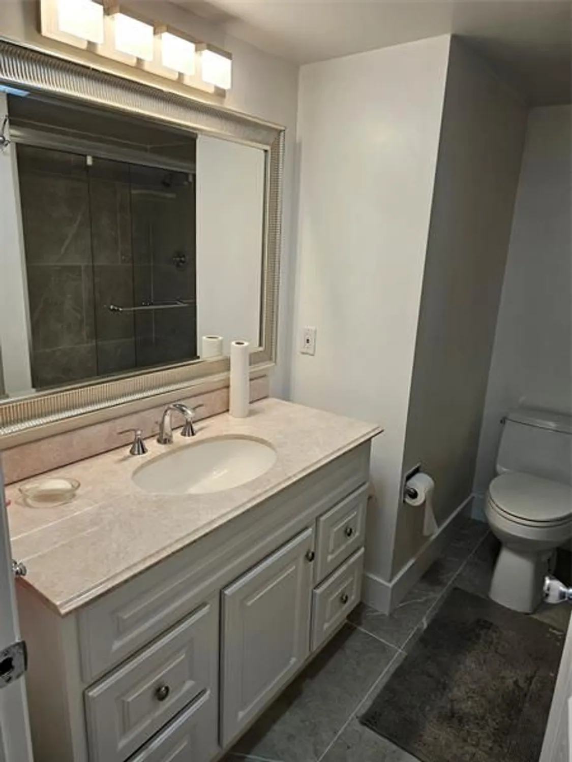 Property Slideshow image 8 of 28 | 4038 hythe c # 4038, Boca Raton, FL, 33434