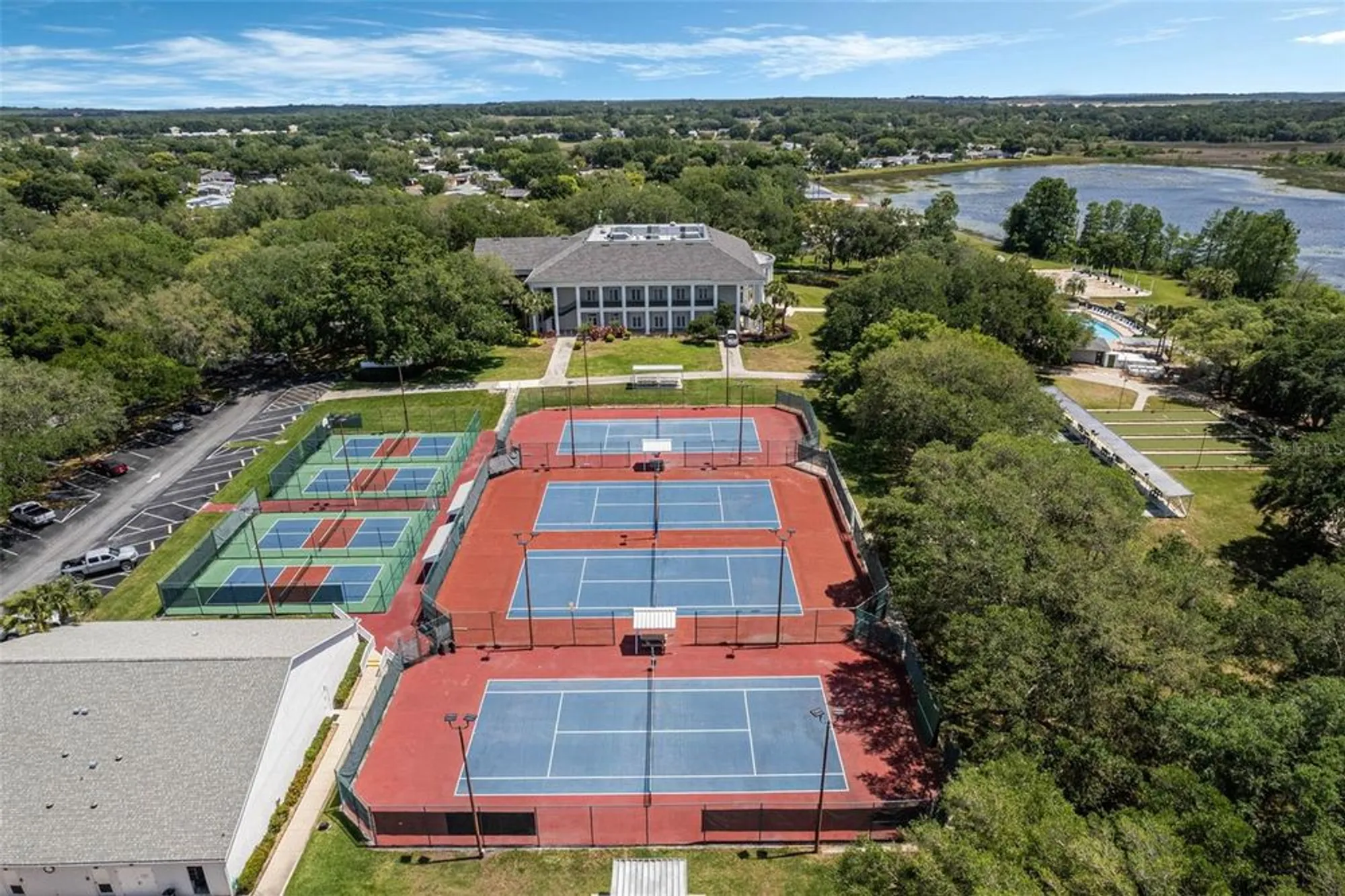 Property Slideshow image 56 of 61 | 24502 parlange ct, Leesburg, FL, 34748