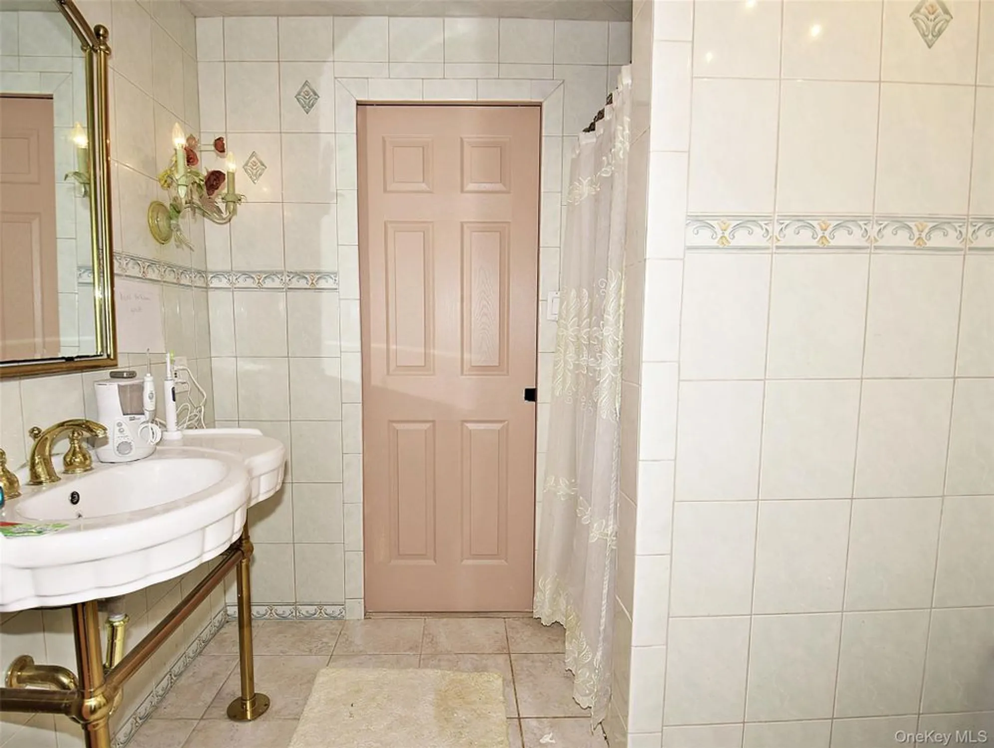 Property Slideshow image 25 of 26 | 259 altessa blvd, Melville, NY, 11747