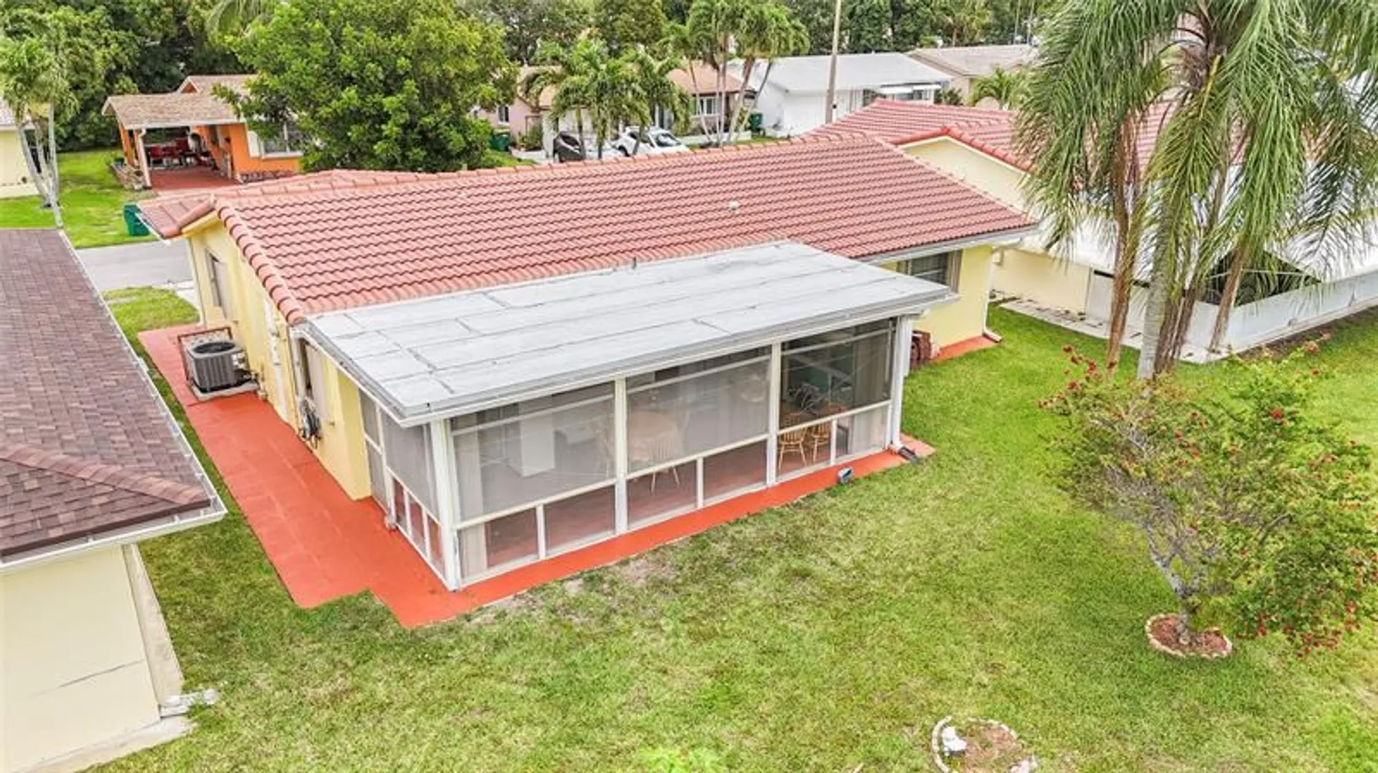 Property Slideshow image 46 of 55 | 4510 nw 45th ct, Tamarac, FL, 33319