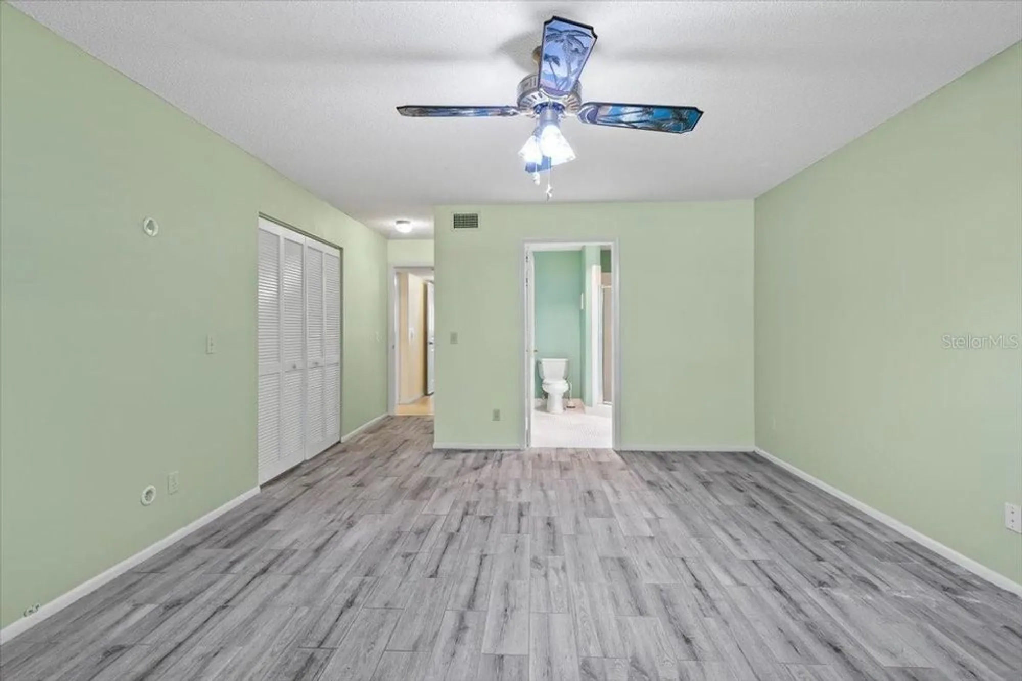 Property Slideshow image 19 of 37 | 2192 swedish dr apt 10, Clearwater, FL, 33763
