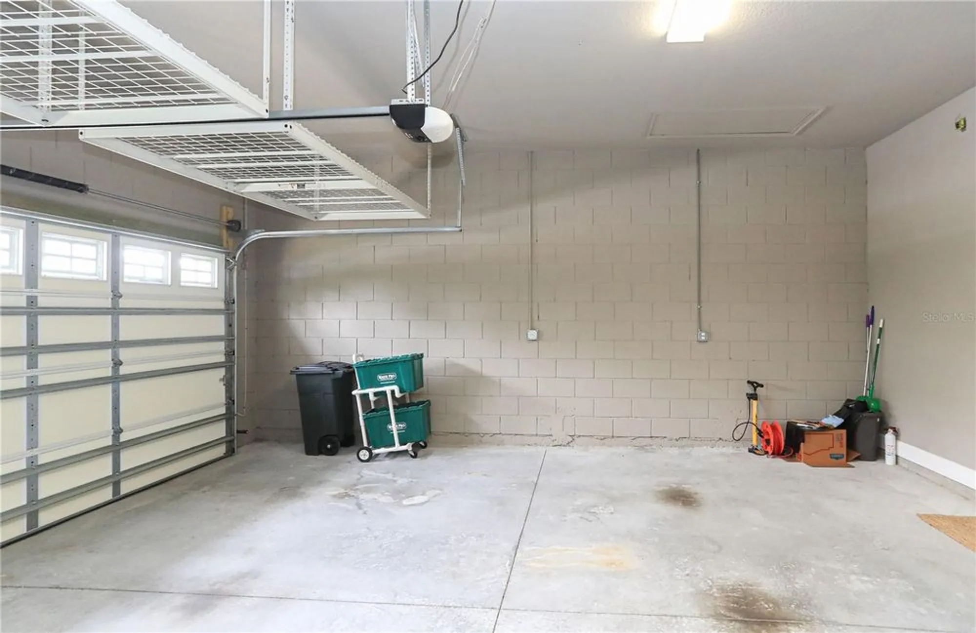 Property Slideshow image 74 of 92 | 875 pinewood dr, Ormond Beach, FL, 32174