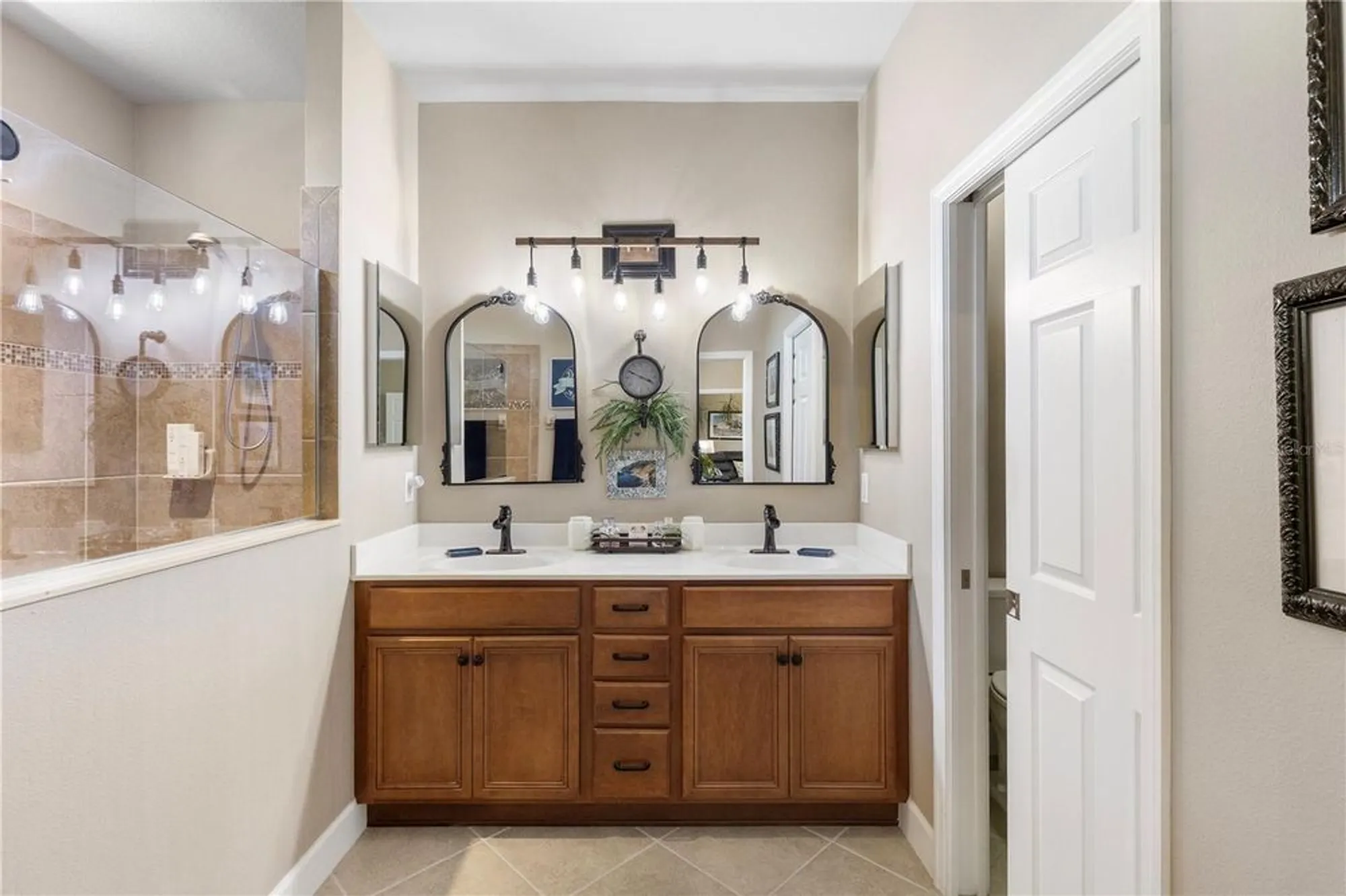 Property Slideshow image 19 of 46 | 20479 pezzana dr, Venice, FL, 34292