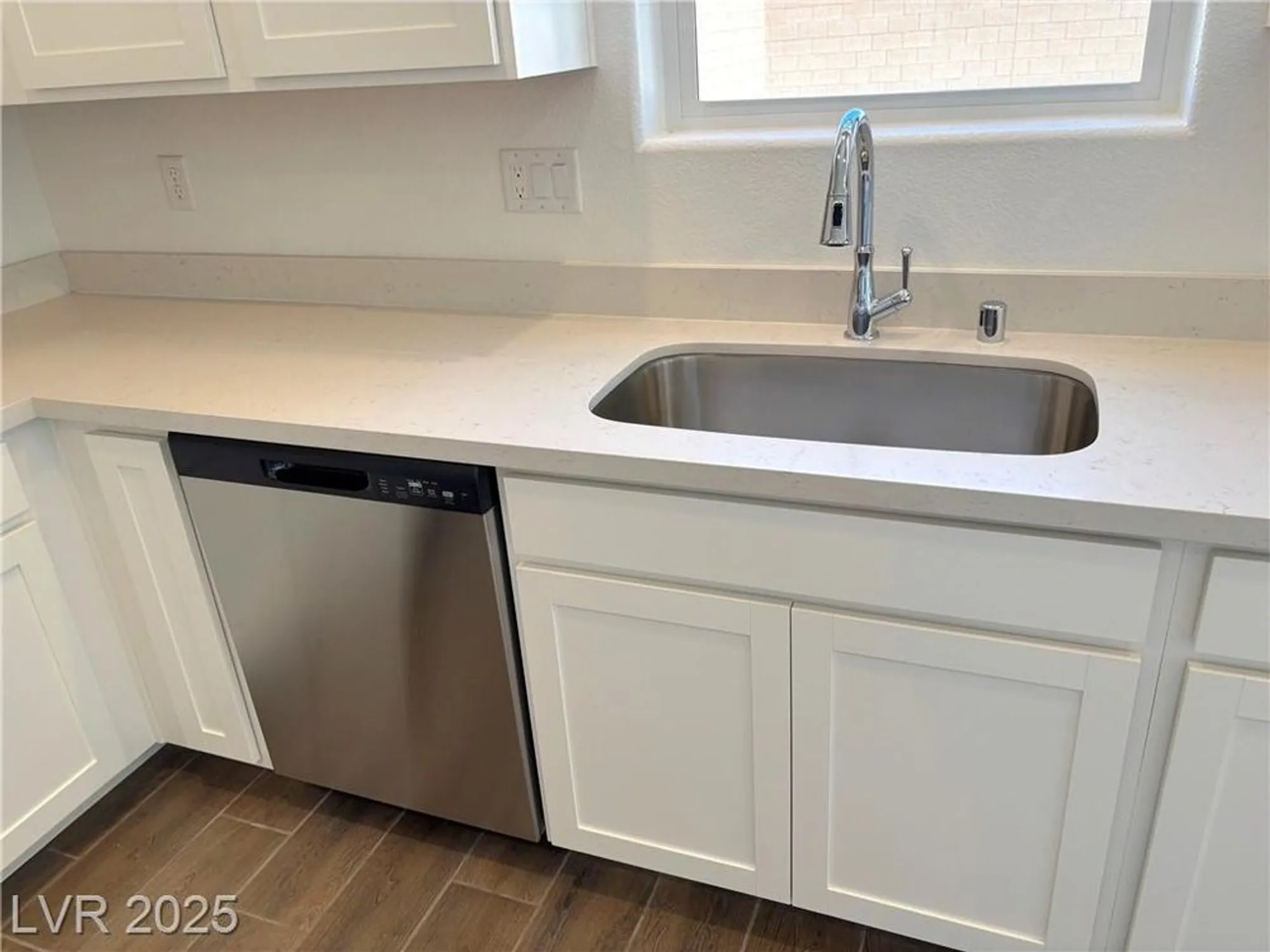 Property Slideshow image 12 of 30 | 5688 e badlands ln, Pahrump, NV, 89061