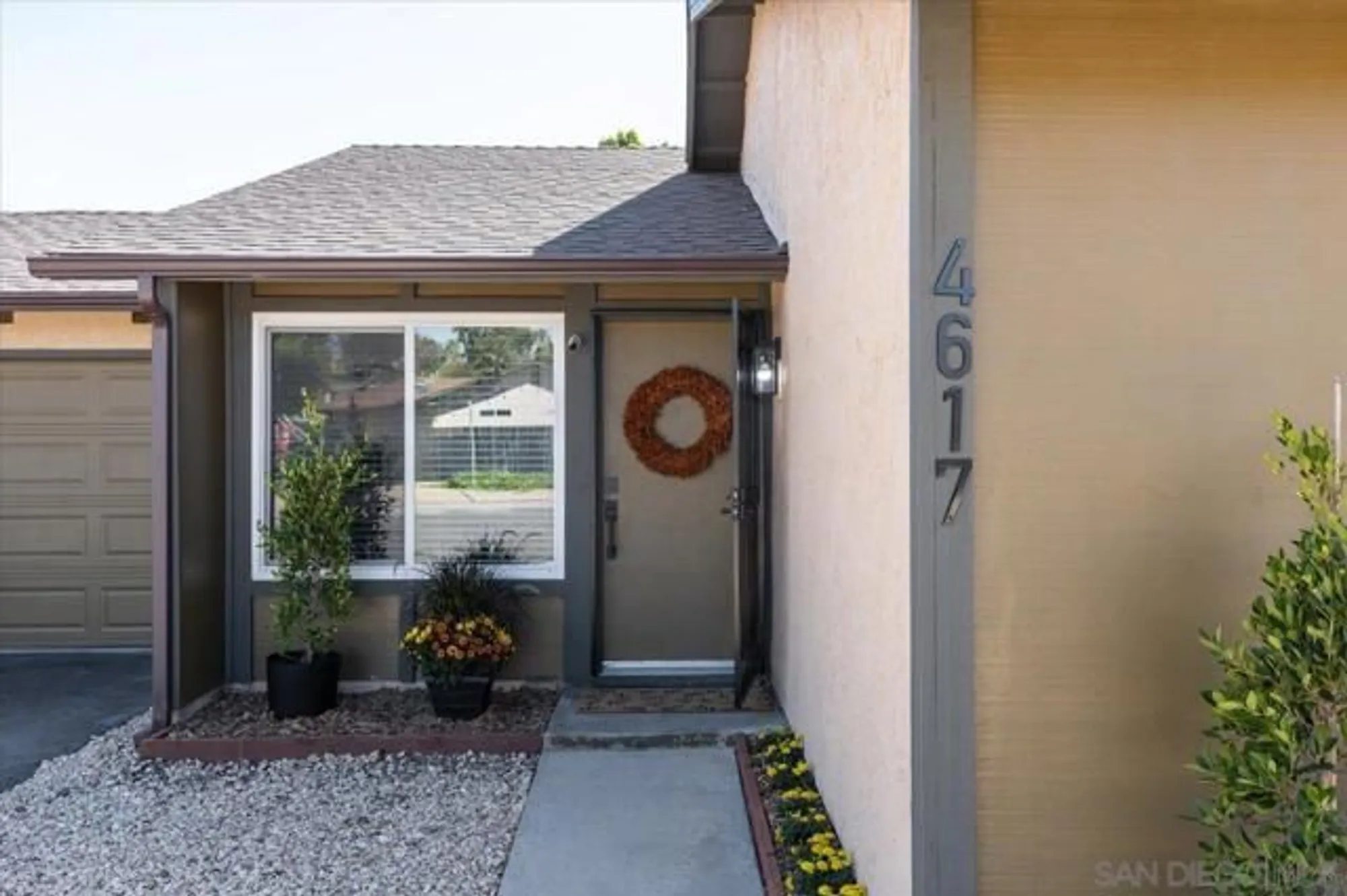 Property Slideshow image 4 of 32 | 4617 westridge dr, Oceanside, CA, 92056
